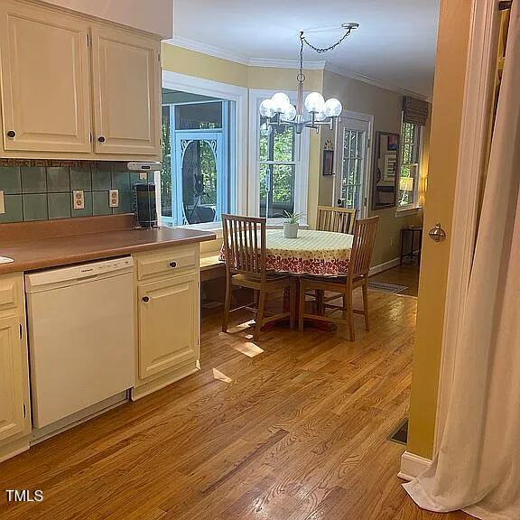 14 Striding Ridge Court
