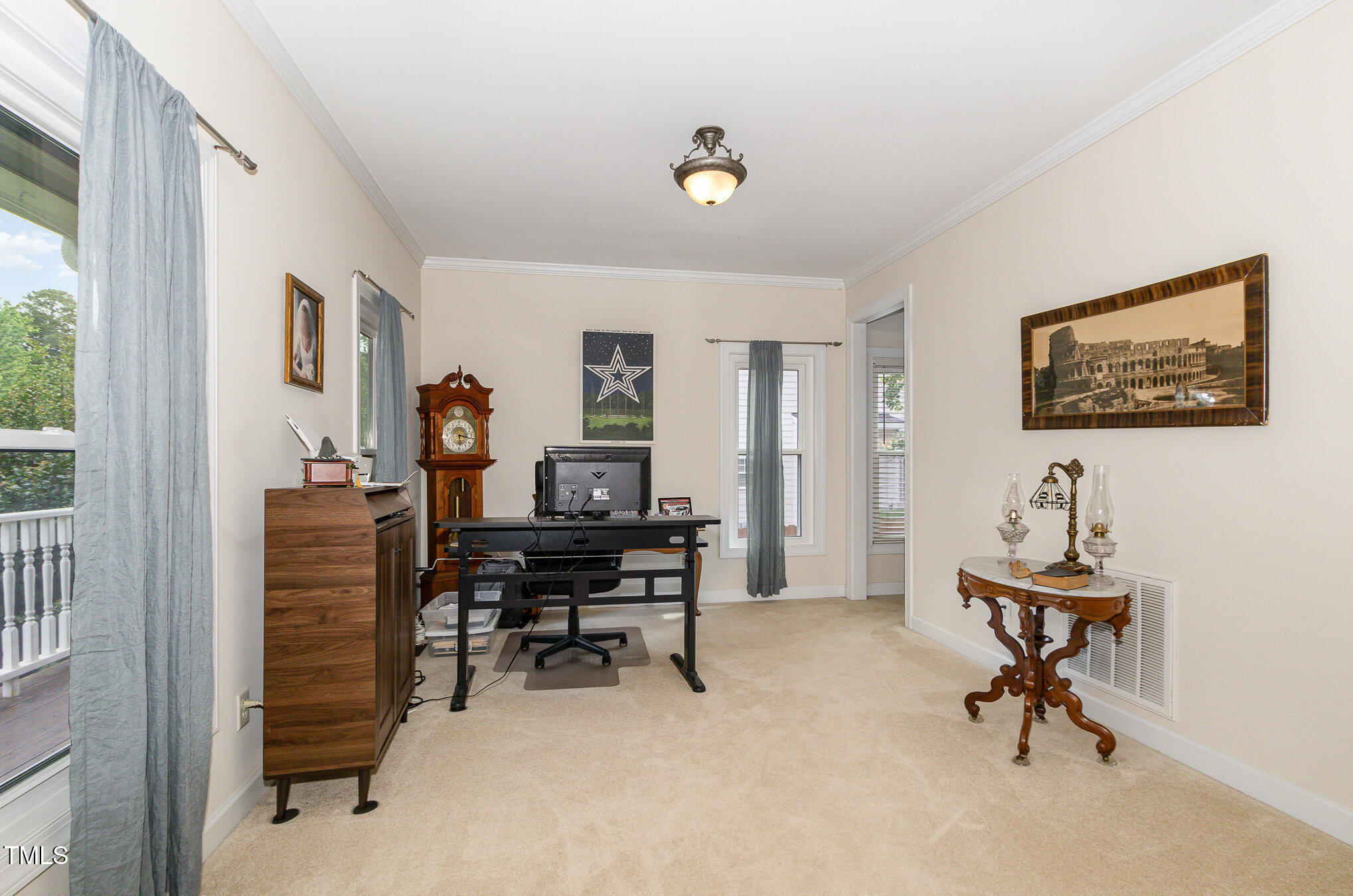 105 Acorn Ridge Lane