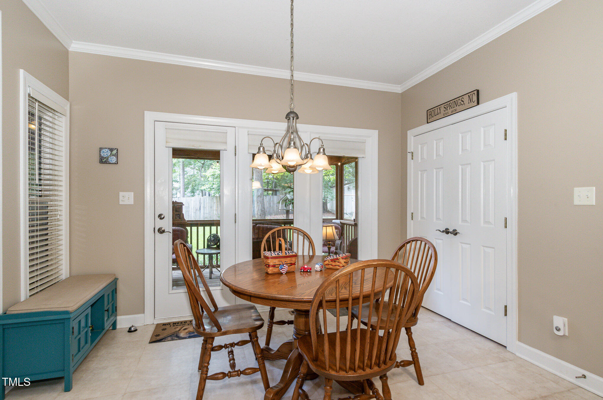 105 Acorn Ridge Lane