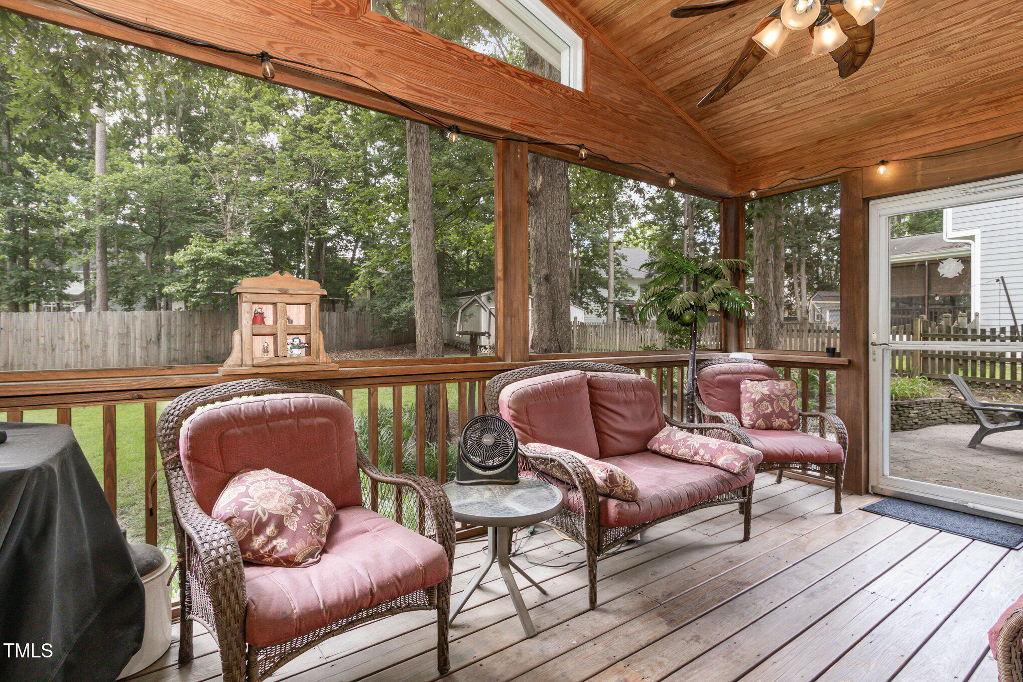 105 Acorn Ridge Lane