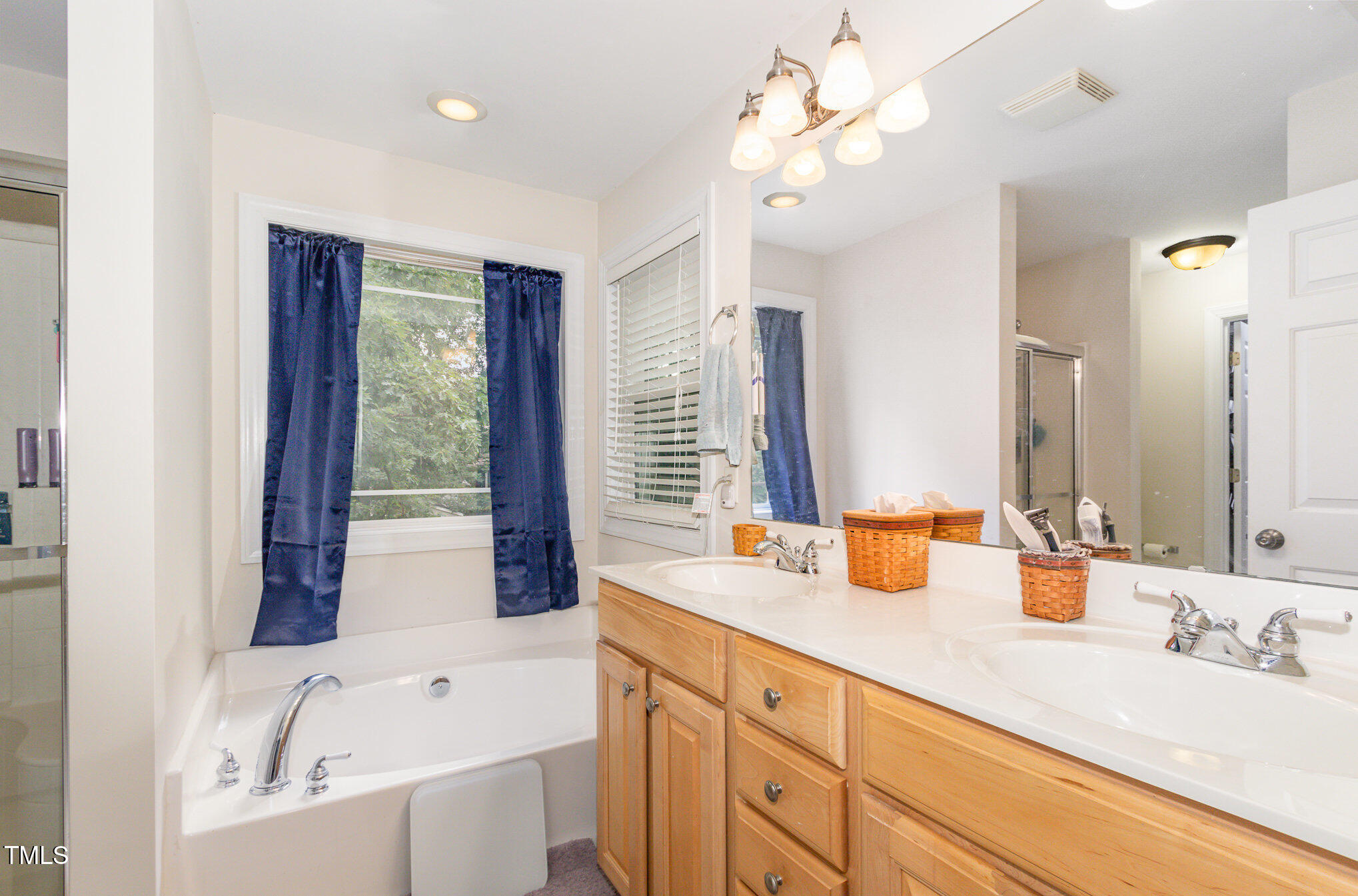 105 Acorn Ridge Lane