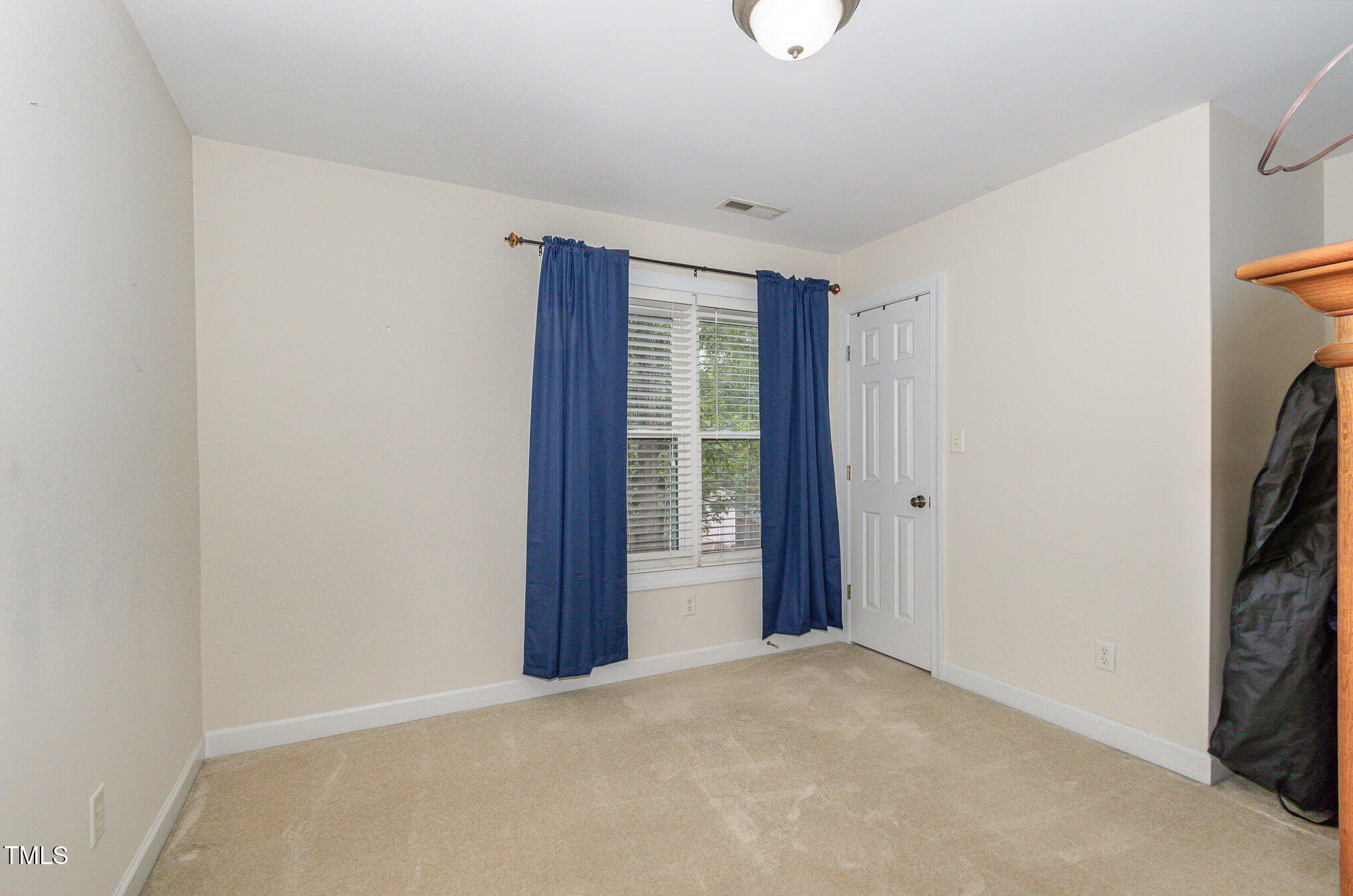 105 Acorn Ridge Lane