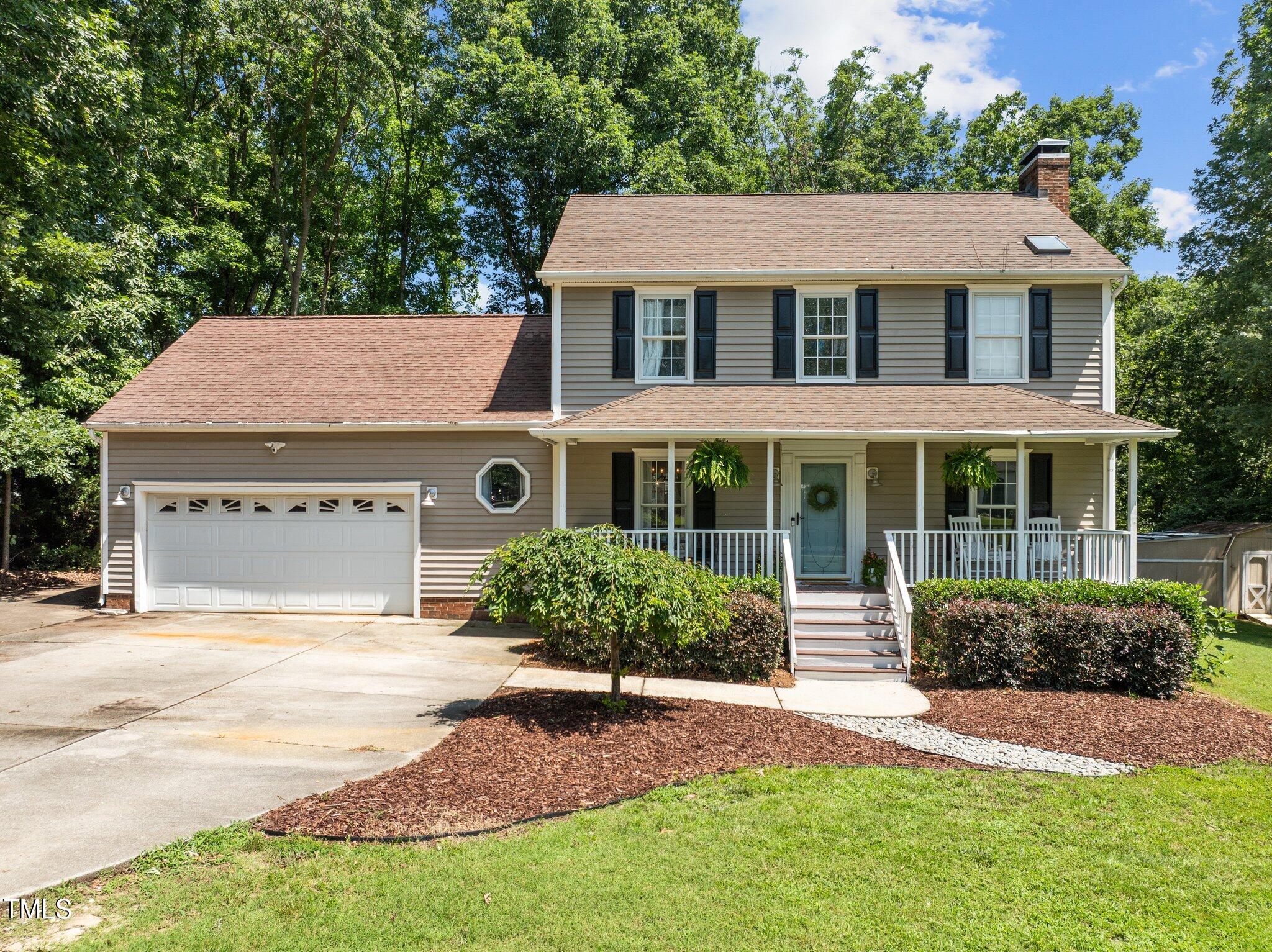 1604 Farm Lake Drive