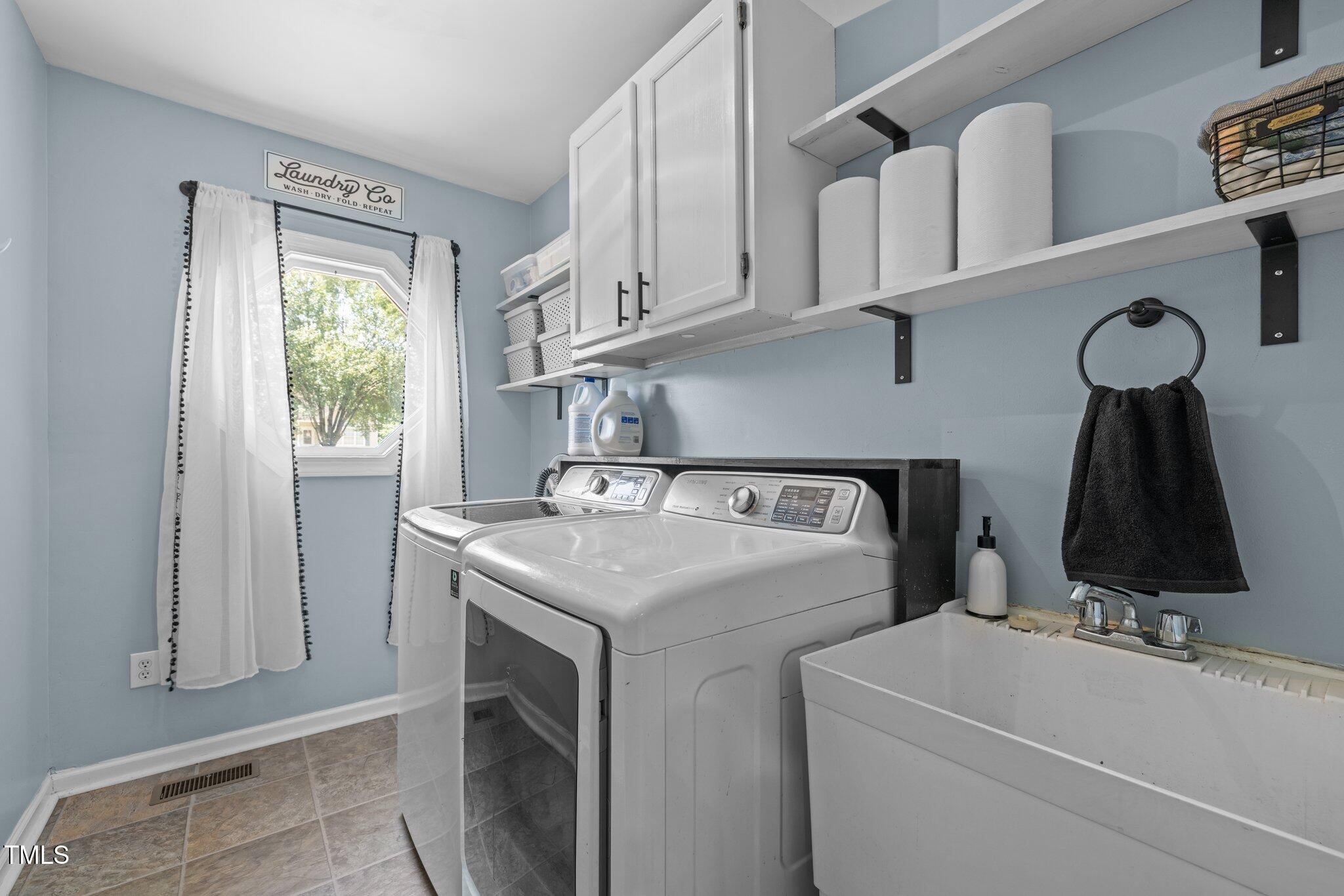 1604 Farm Lake Drive