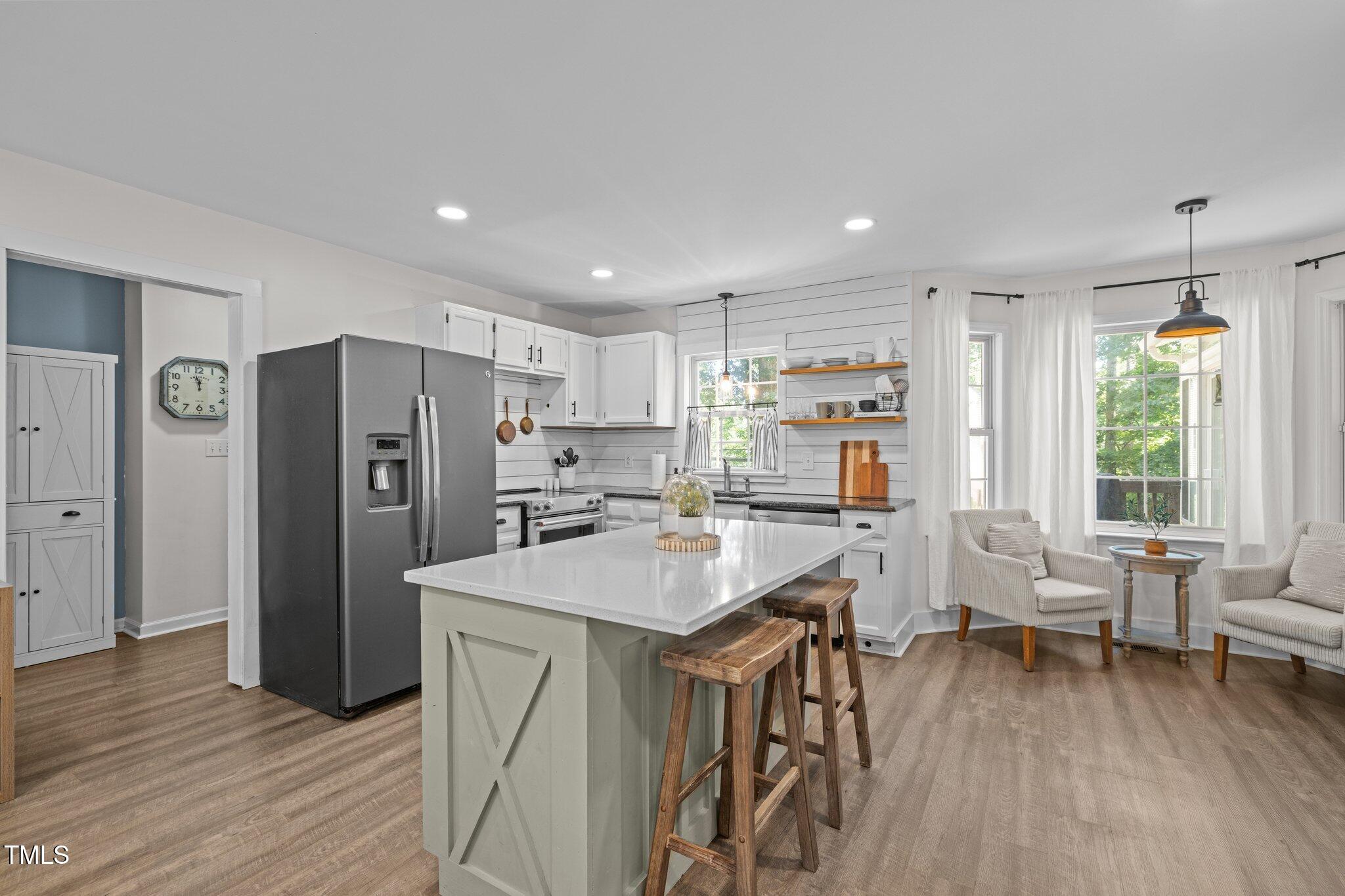 1604 Farm Lake Drive