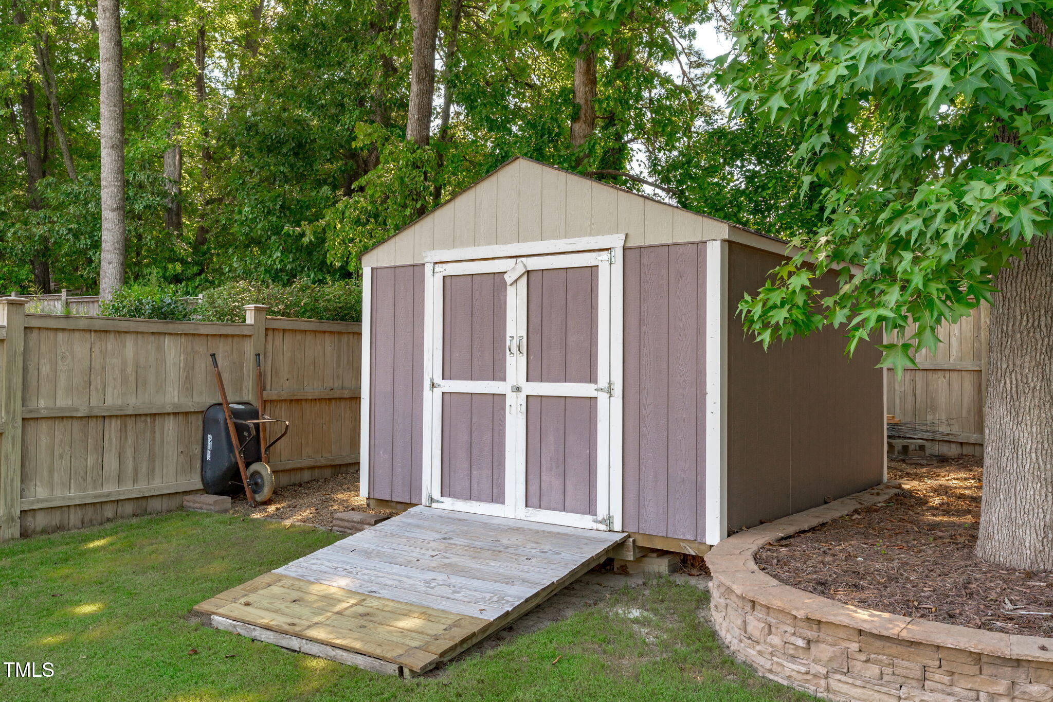 2082 Pineola Bog Trail