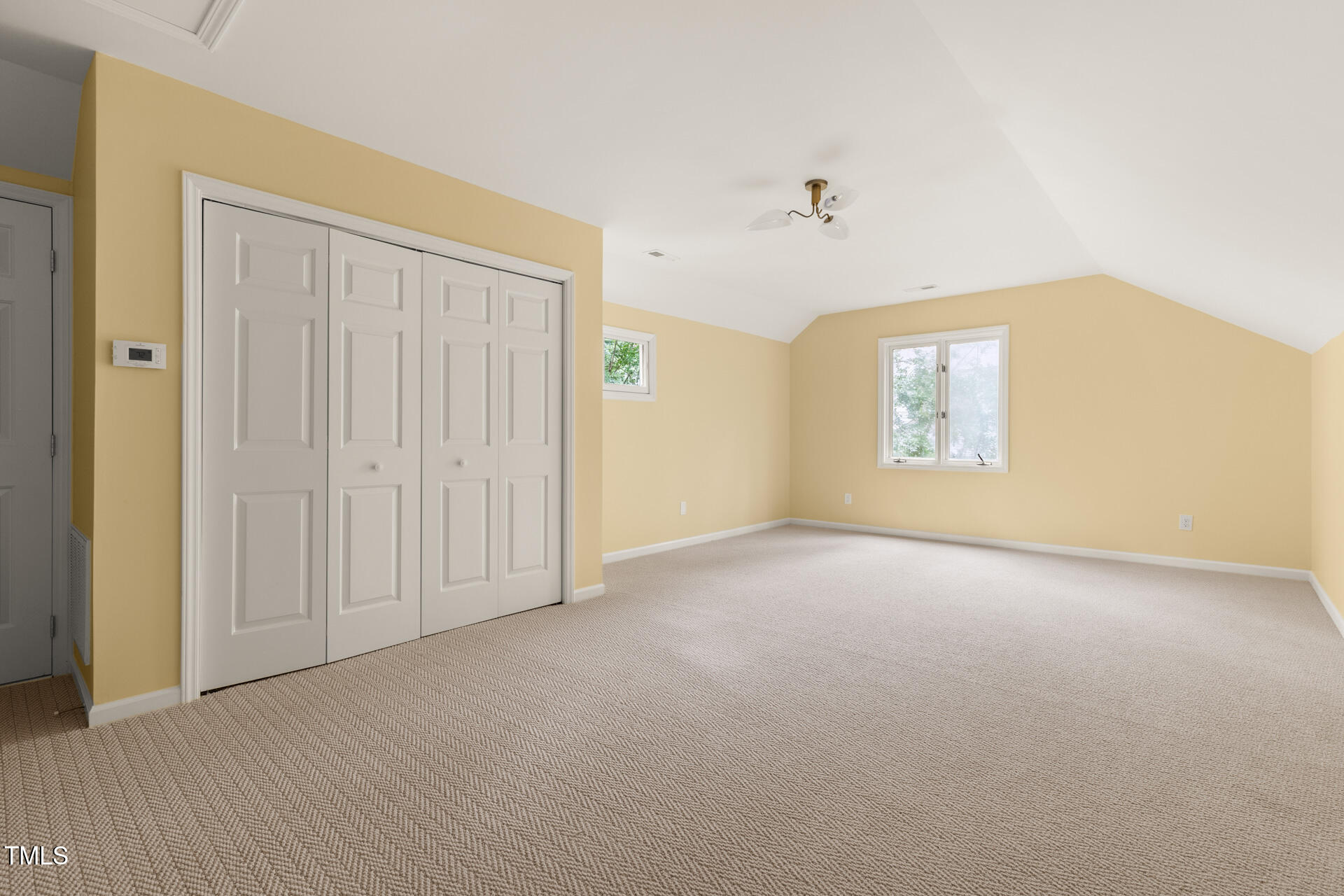 135 Montrose Drive
