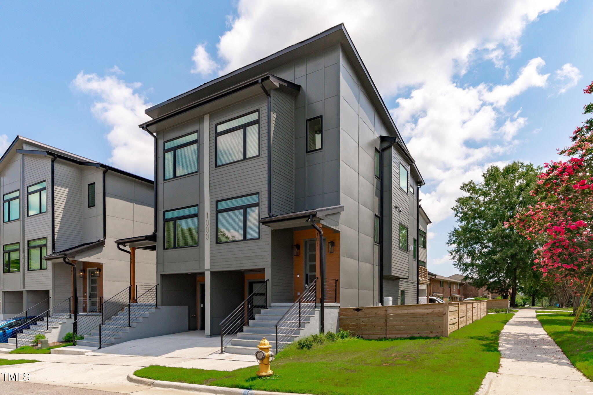 1105 Glascock Street # 102 Unit: 101 & 102