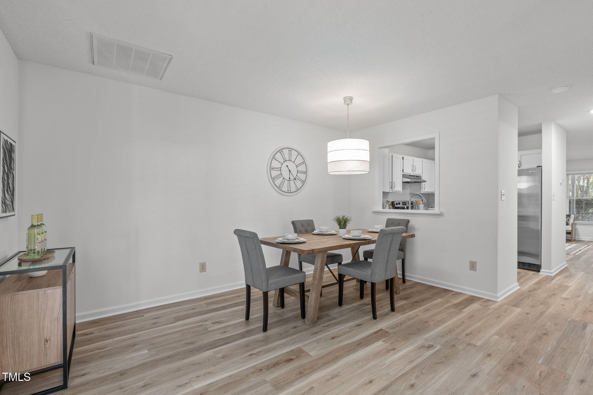 82 Forest Oaks Drive