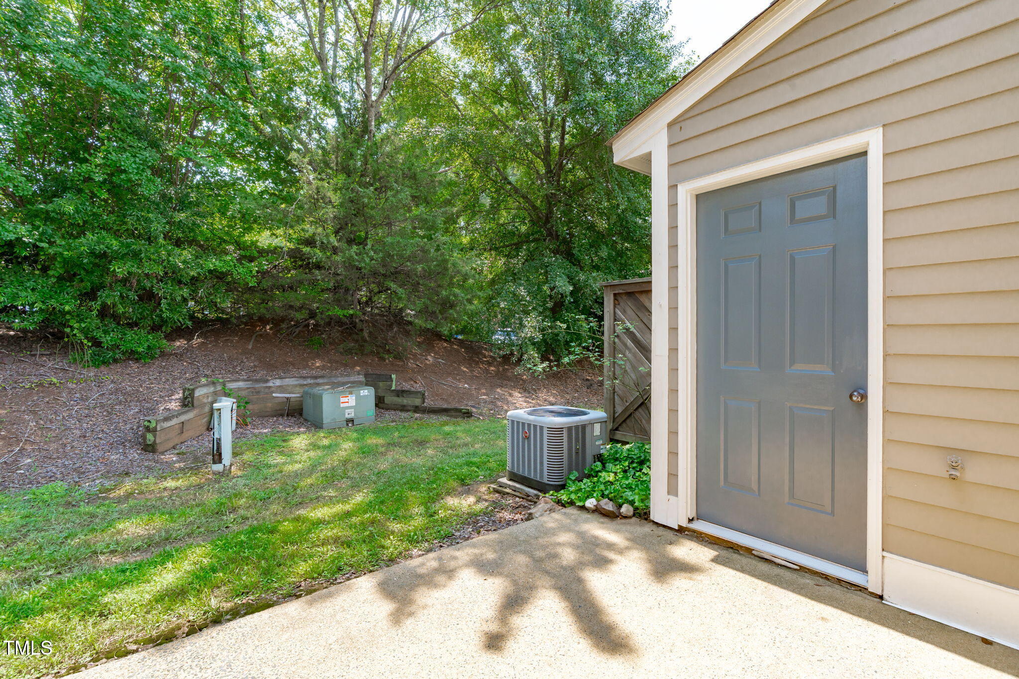 82 Forest Oaks Drive