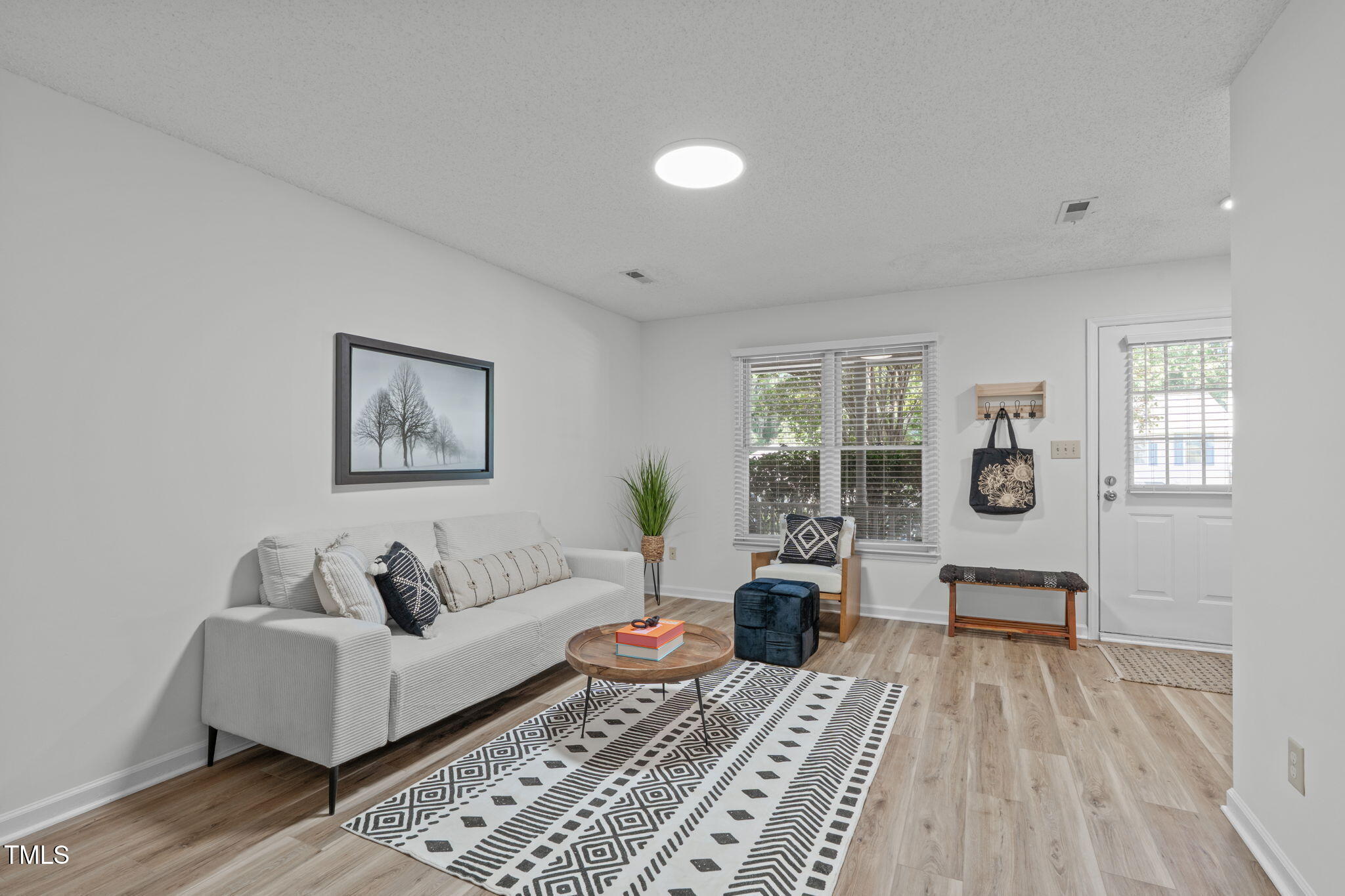 82 Forest Oaks Drive