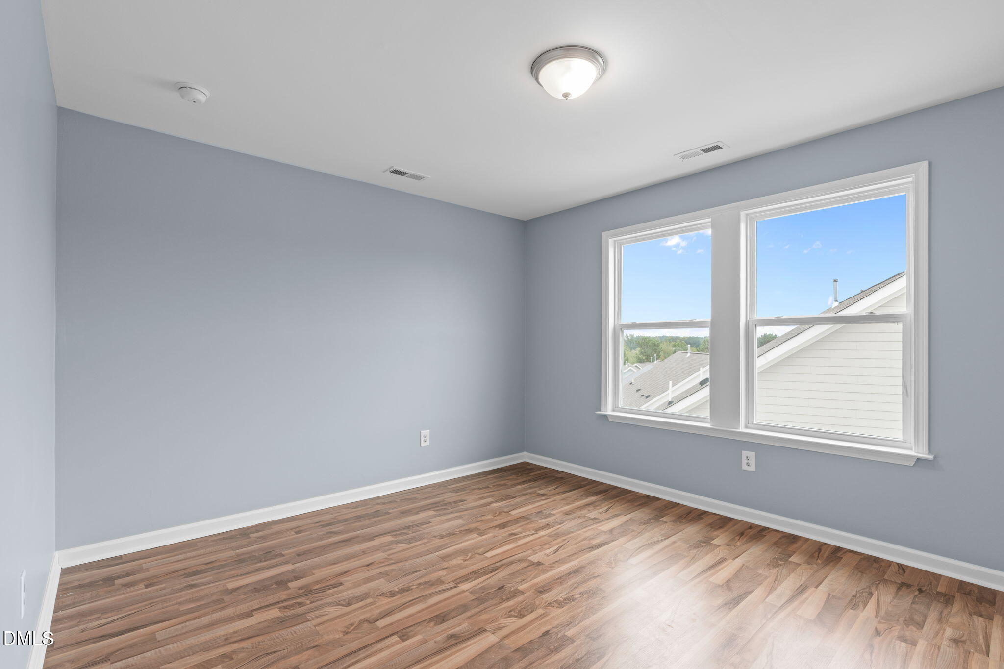 736 Meadowside Court