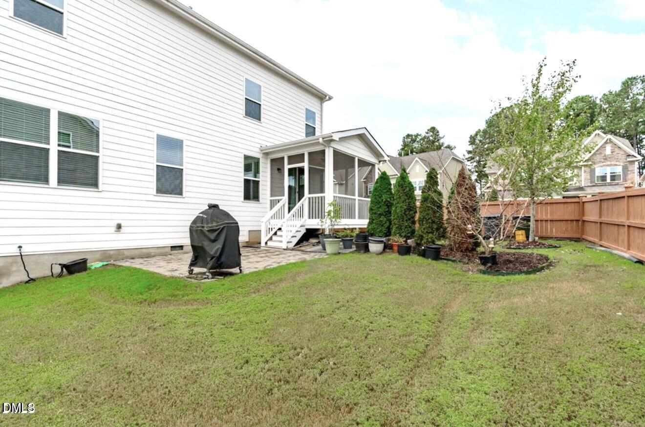 736 Meadowside Court