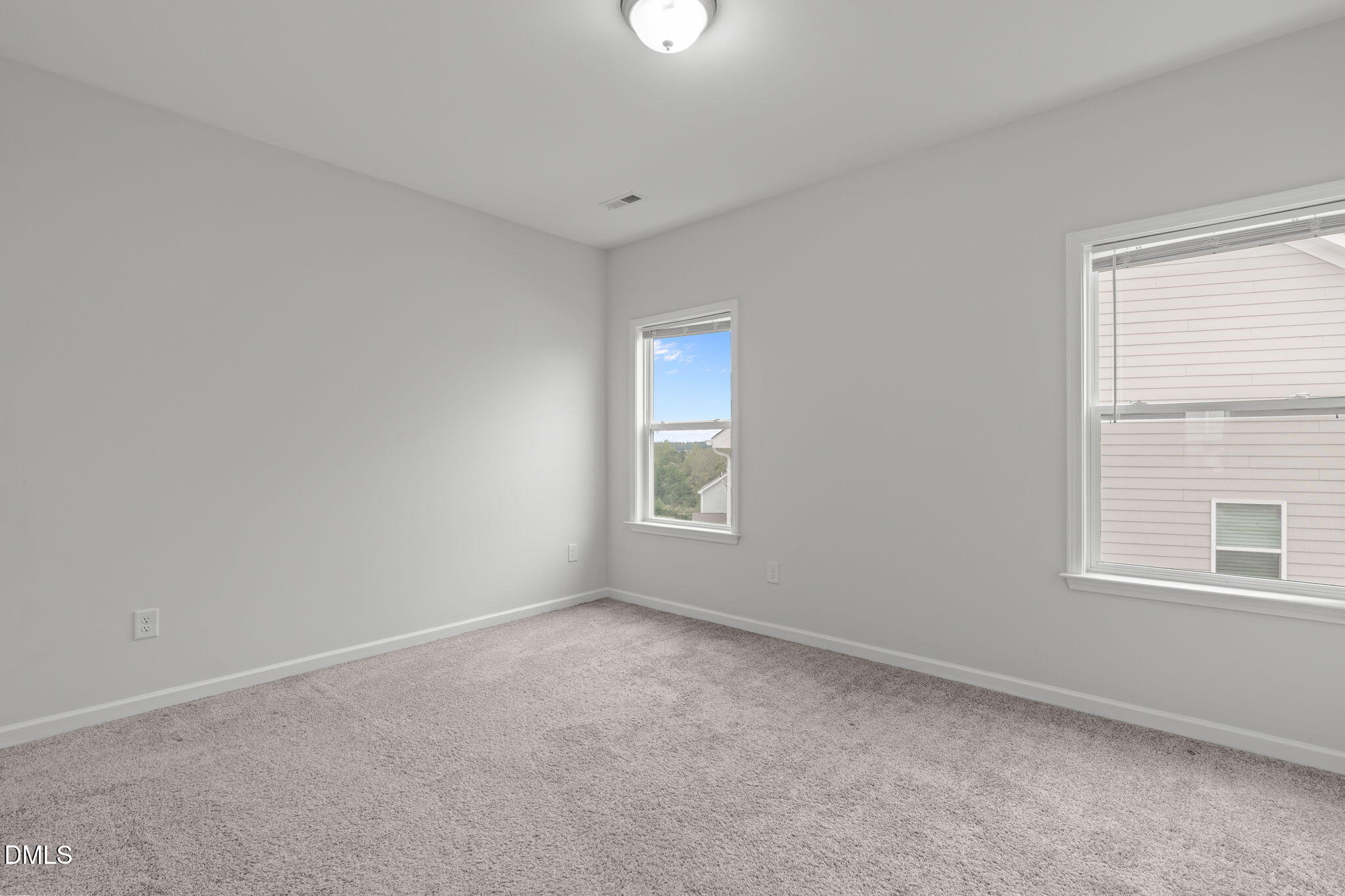 736 Meadowside Court