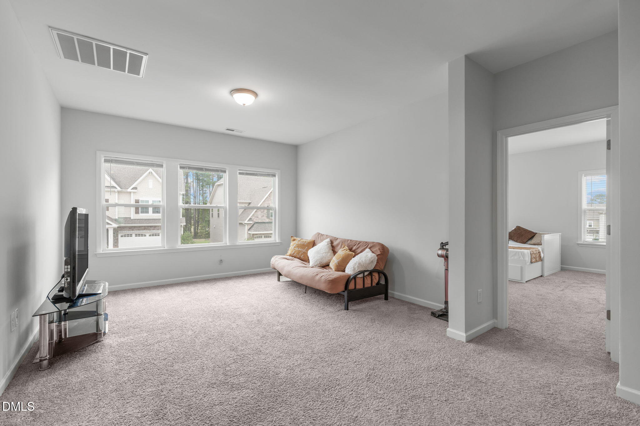 736 Meadowside Court