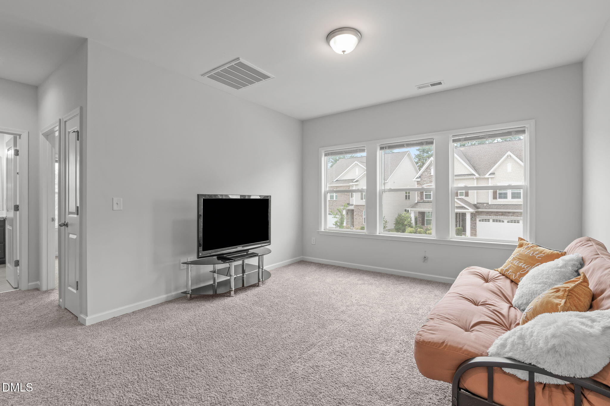 736 Meadowside Court