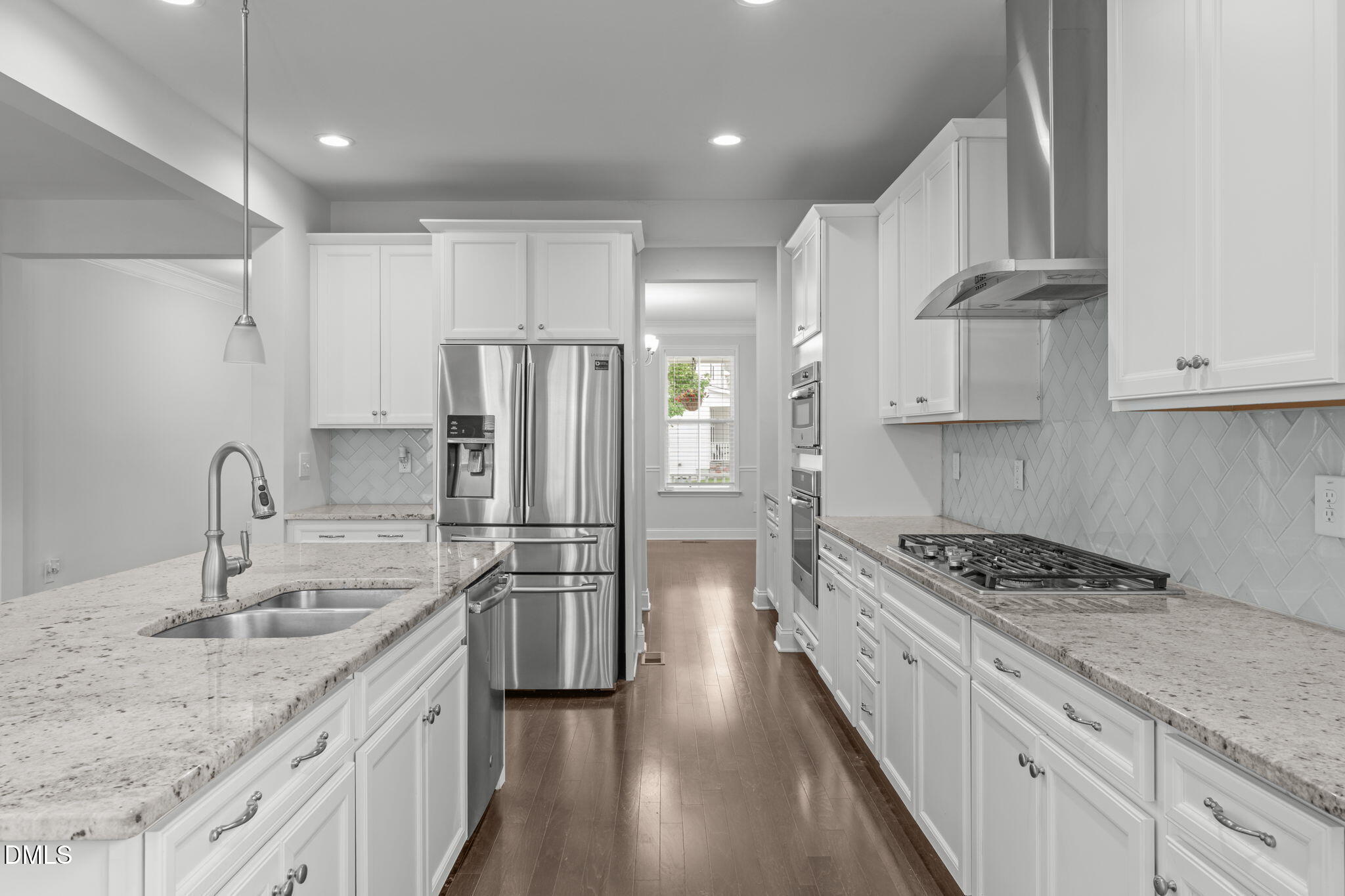 736 Meadowside Court