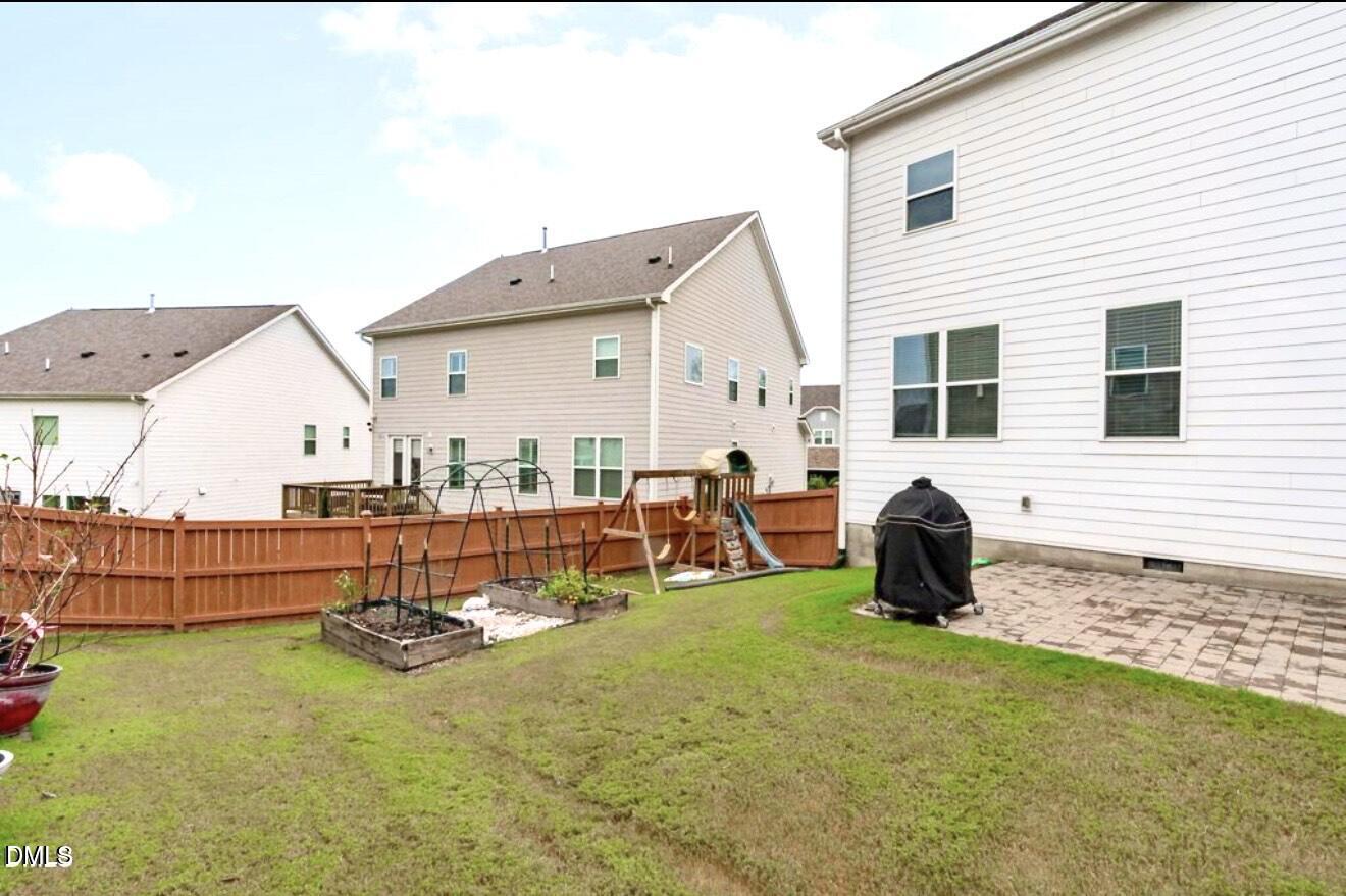 736 Meadowside Court