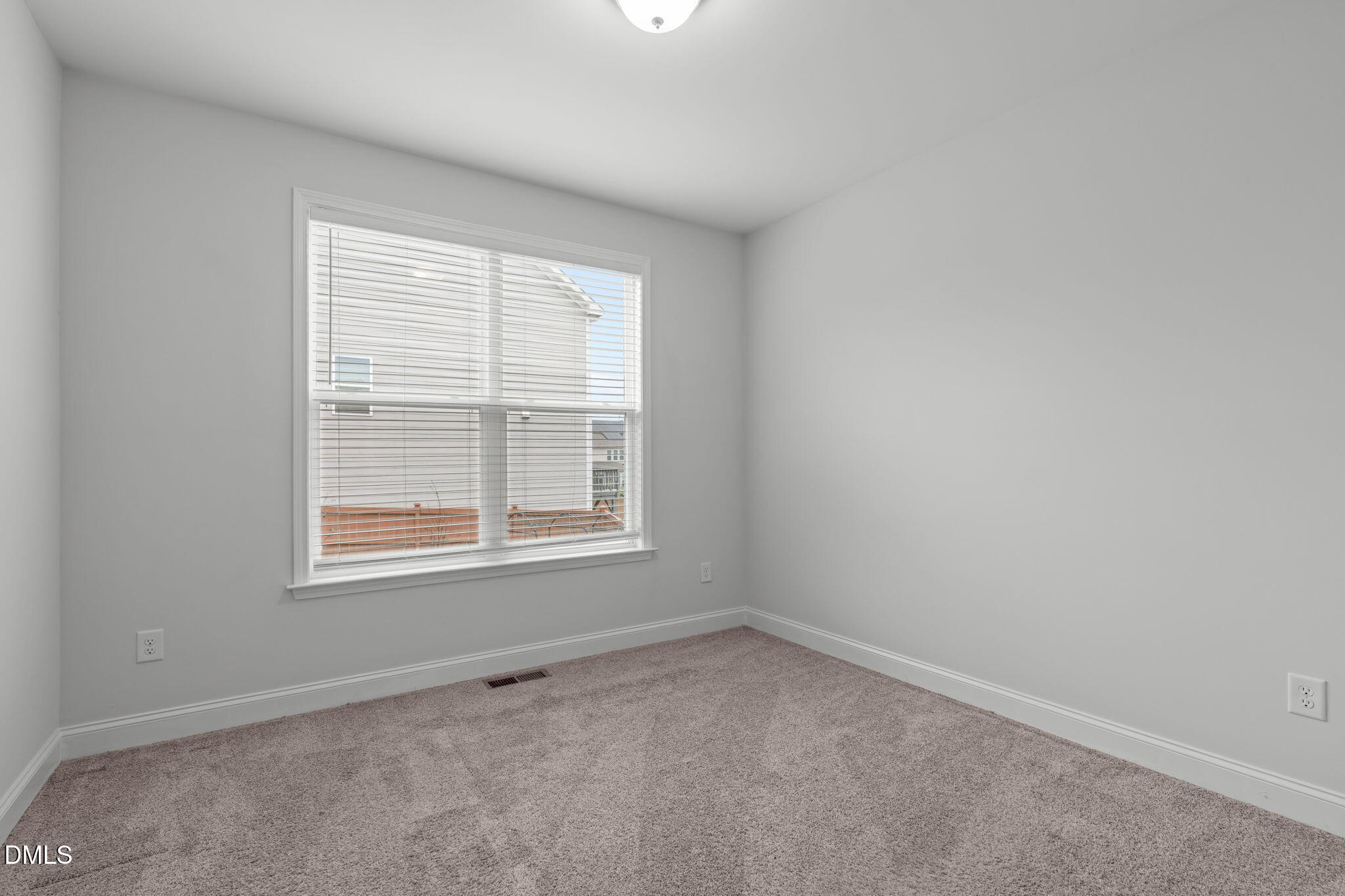 736 Meadowside Court