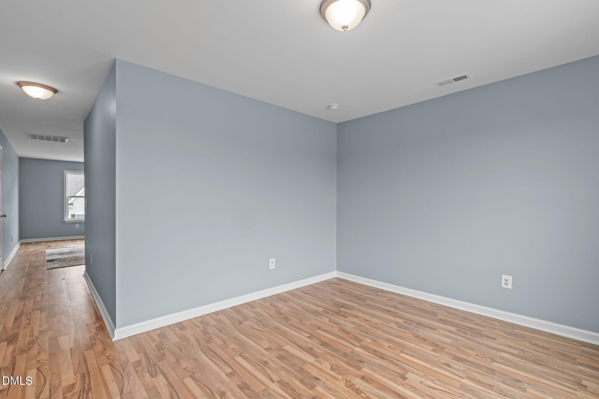 736 Meadowside Court