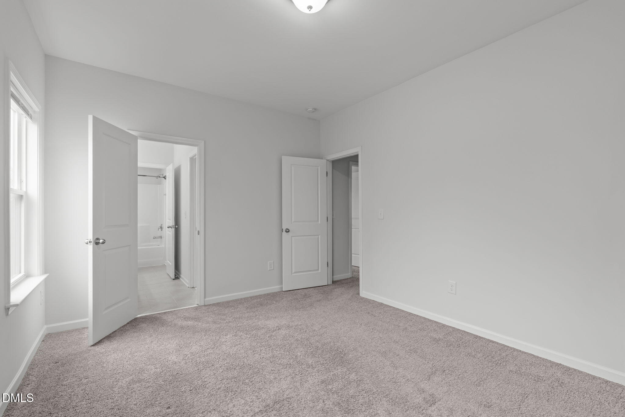 736 Meadowside Court