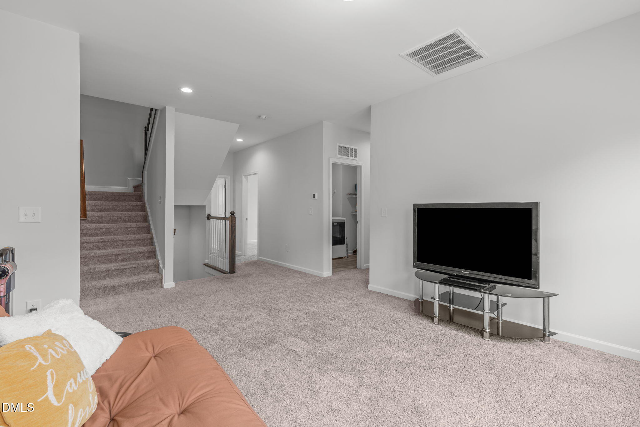 736 Meadowside Court
