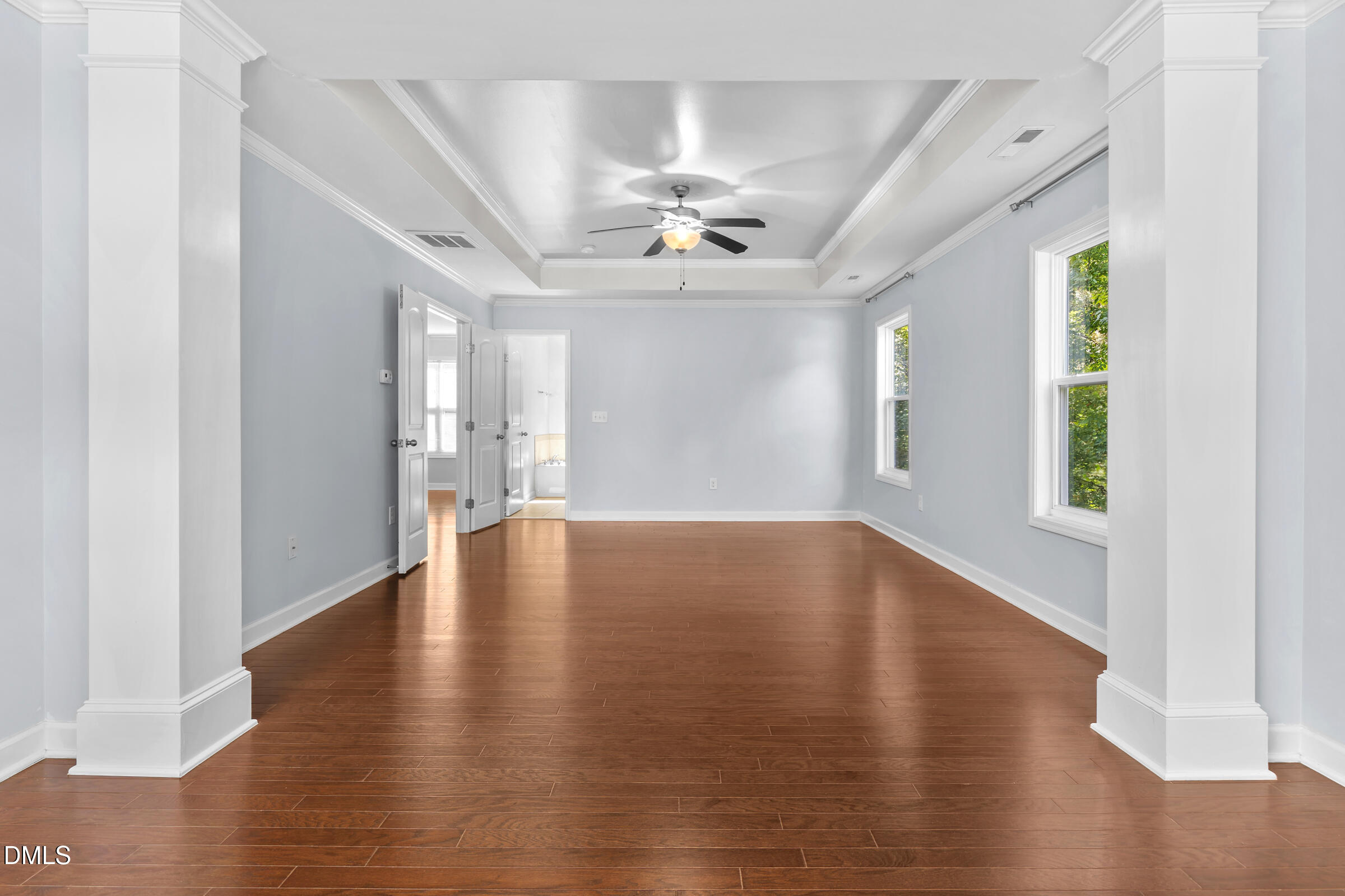 106 N Duelling Oaks Drive