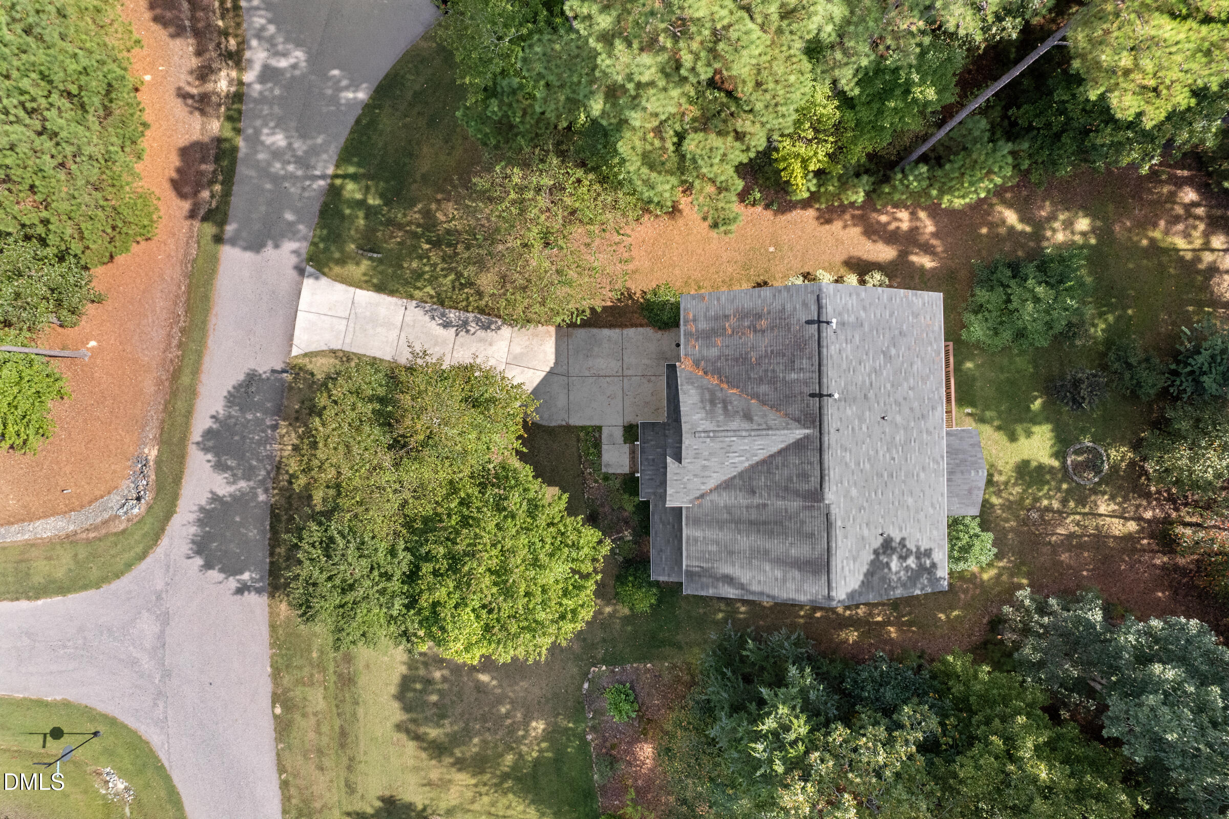 106 N Duelling Oaks Drive