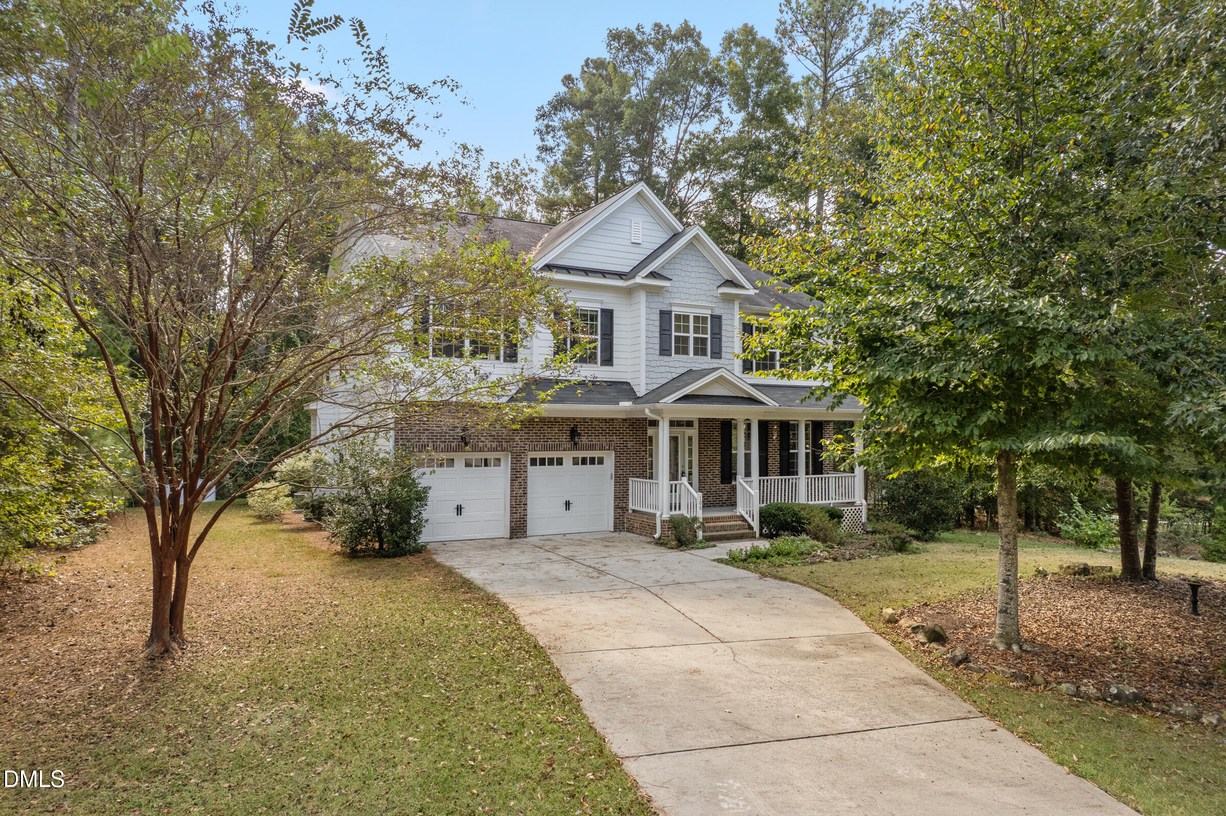 106 N Duelling Oaks Drive