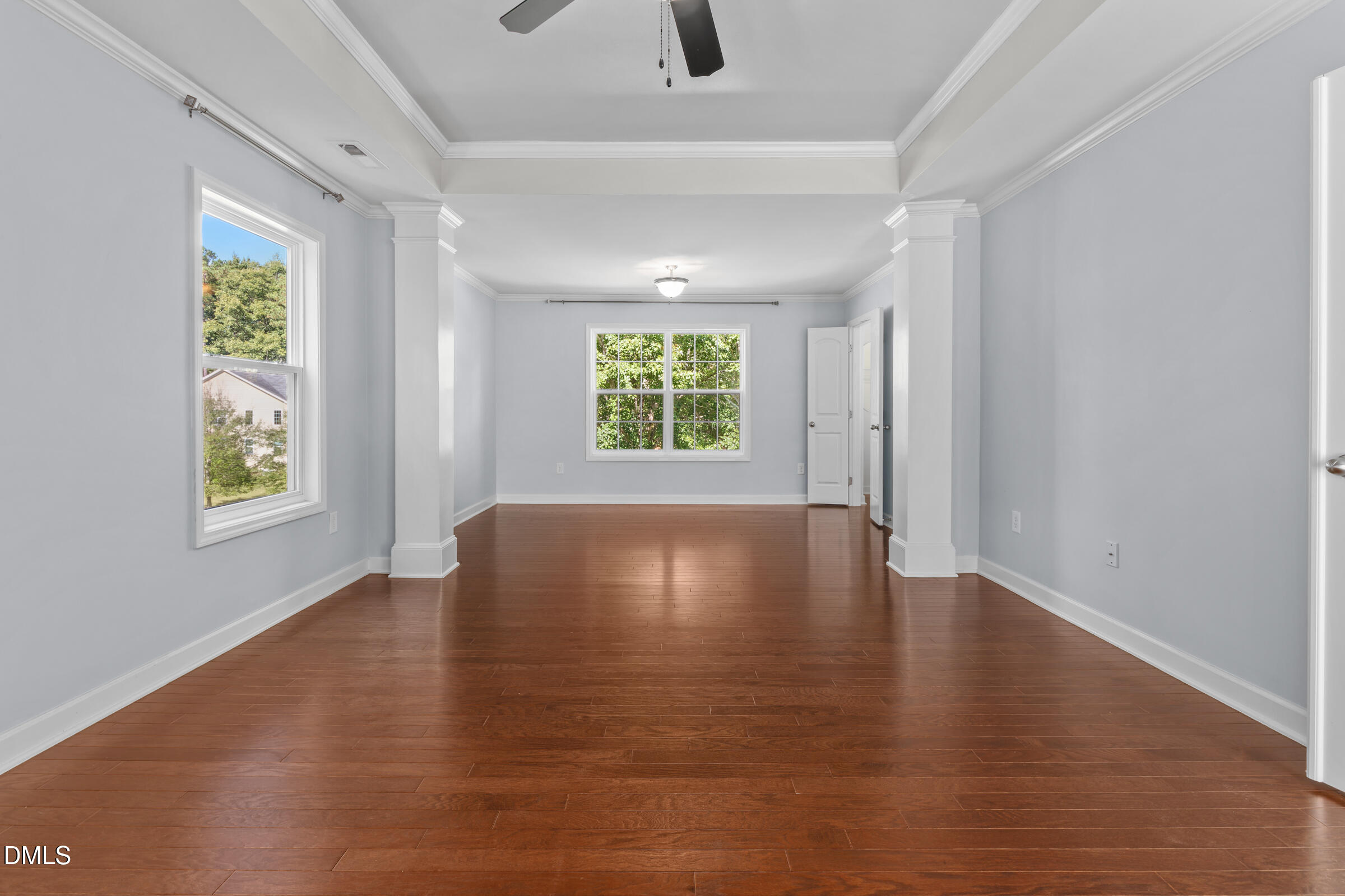 106 N Duelling Oaks Drive