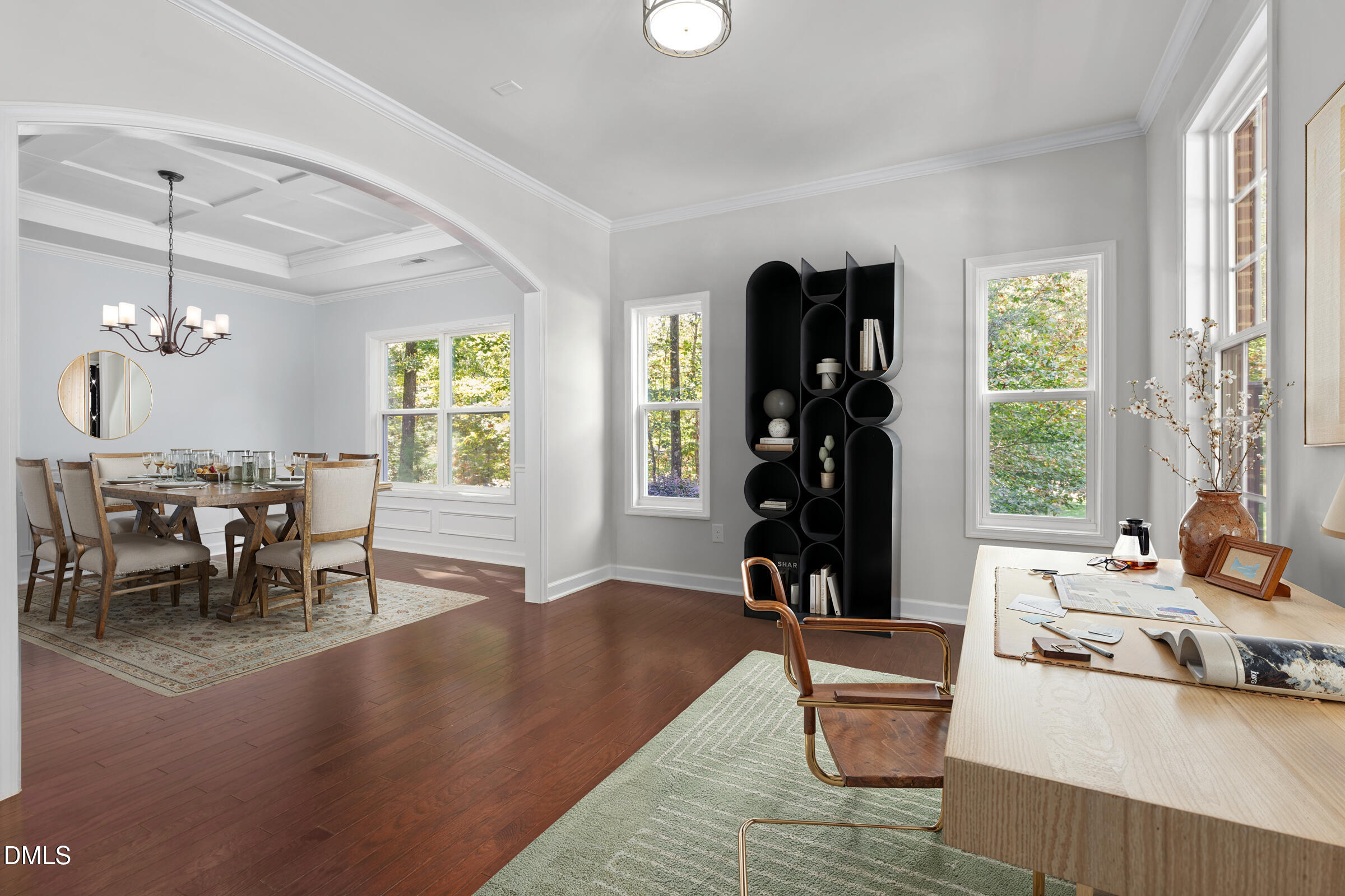 106 N Duelling Oaks Drive