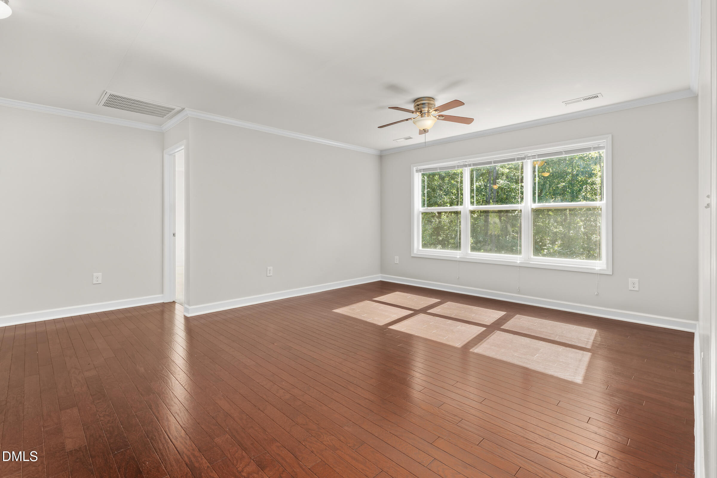 106 N Duelling Oaks Drive