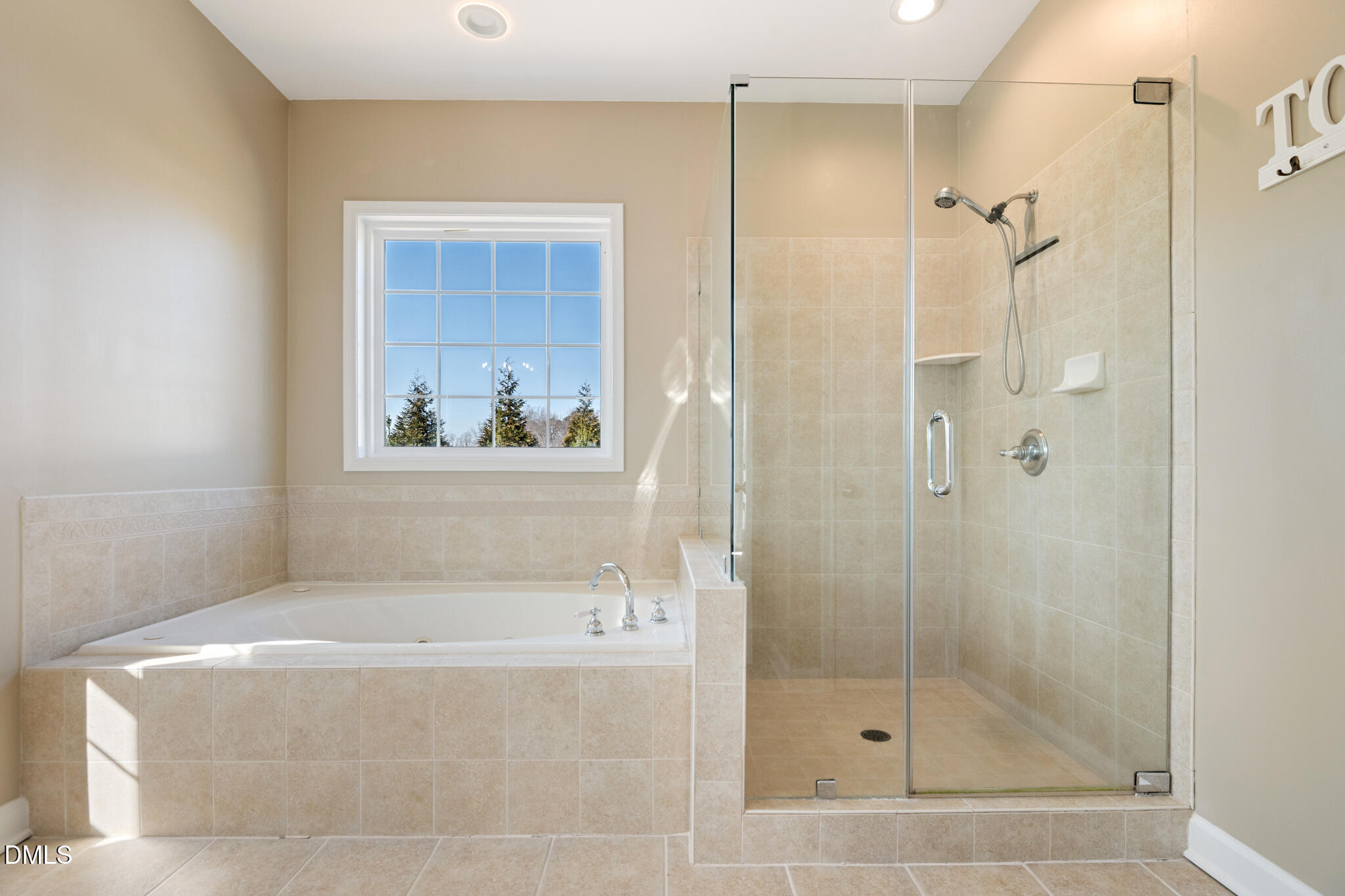 2805 Greenridge View Lane
