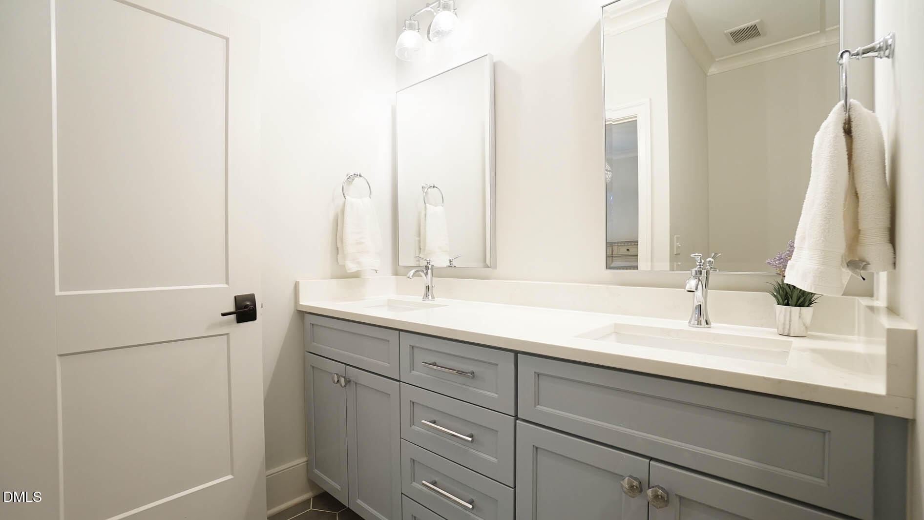 2924 Skybrook Oaks Drive