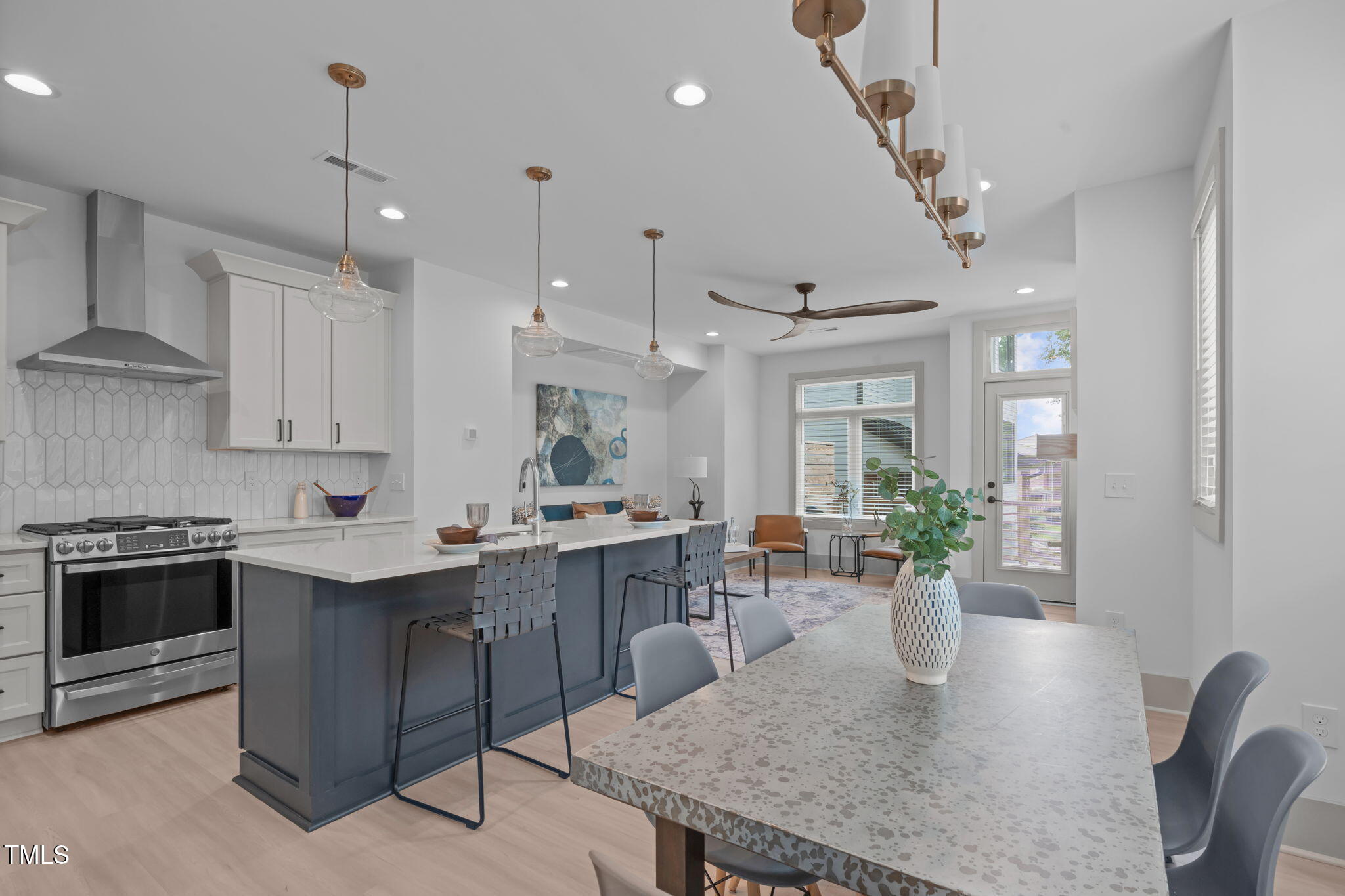 1008 Addison Place # 102 Unit: 101 & 102