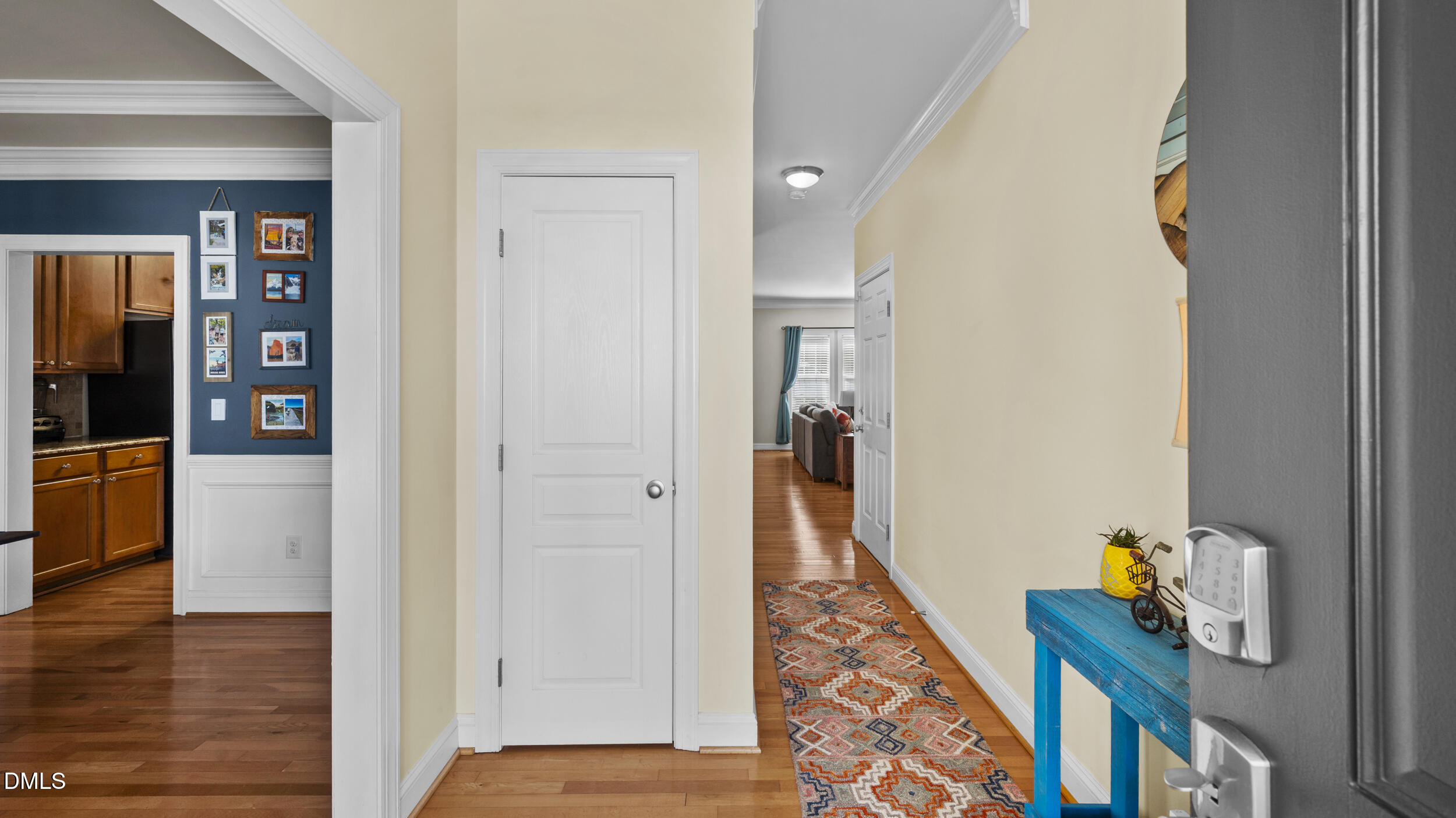 6214 Coronado Lane