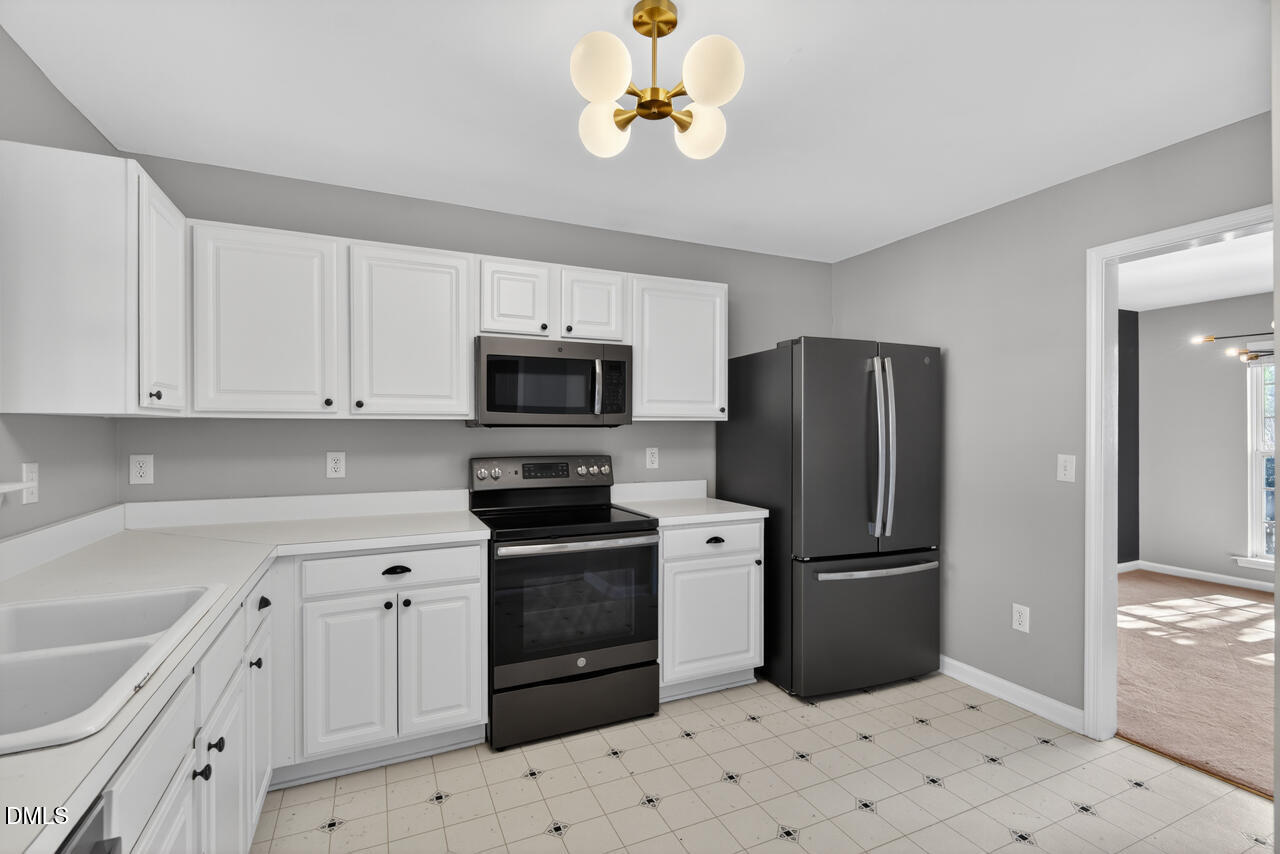 4907 Gaithers Pointe Drive