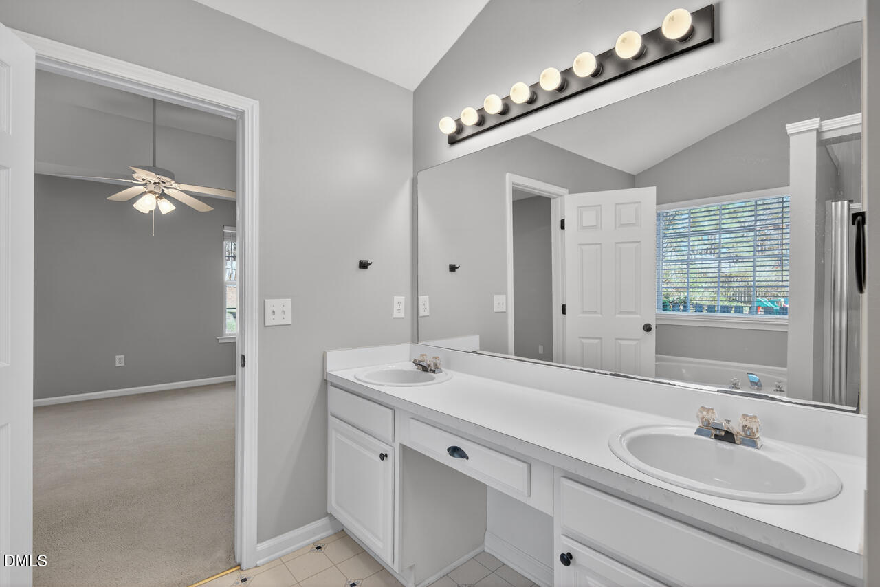 4907 Gaithers Pointe Drive