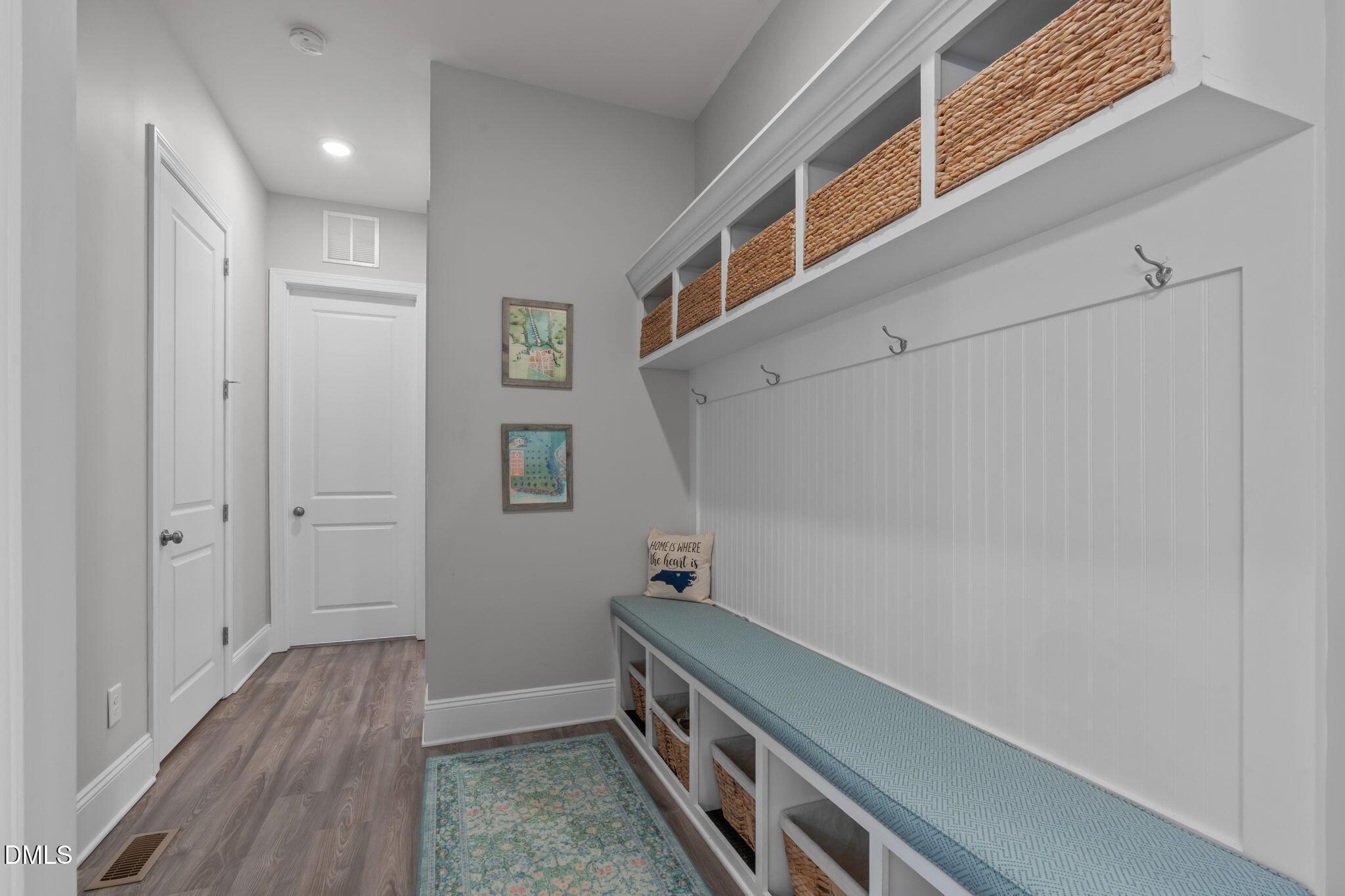 1208 Kings Canyon Court