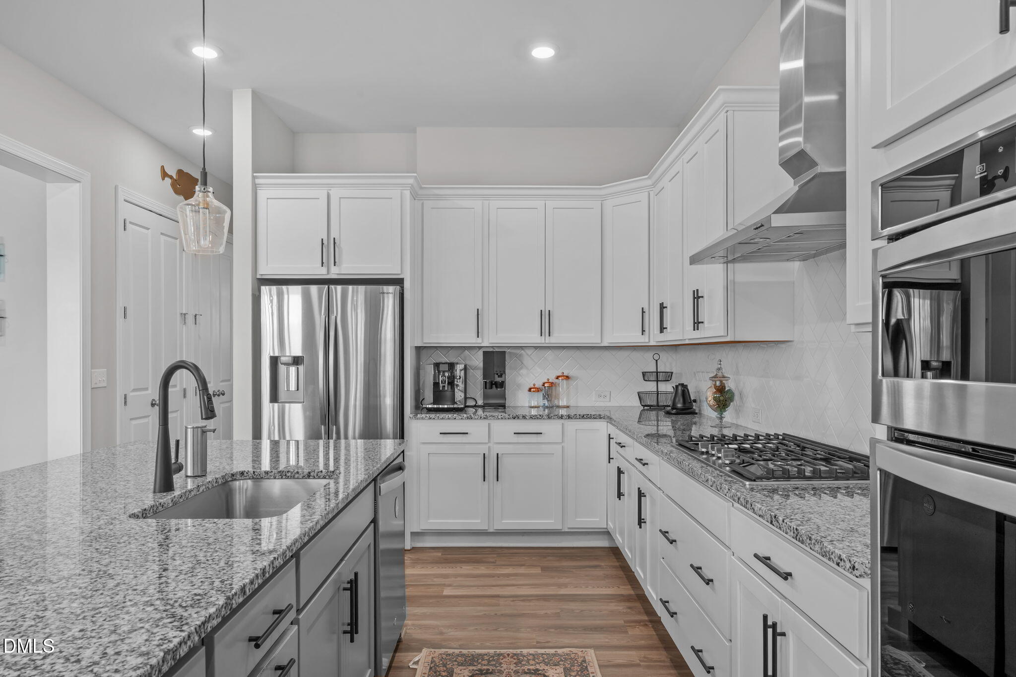 1208 Kings Canyon Court