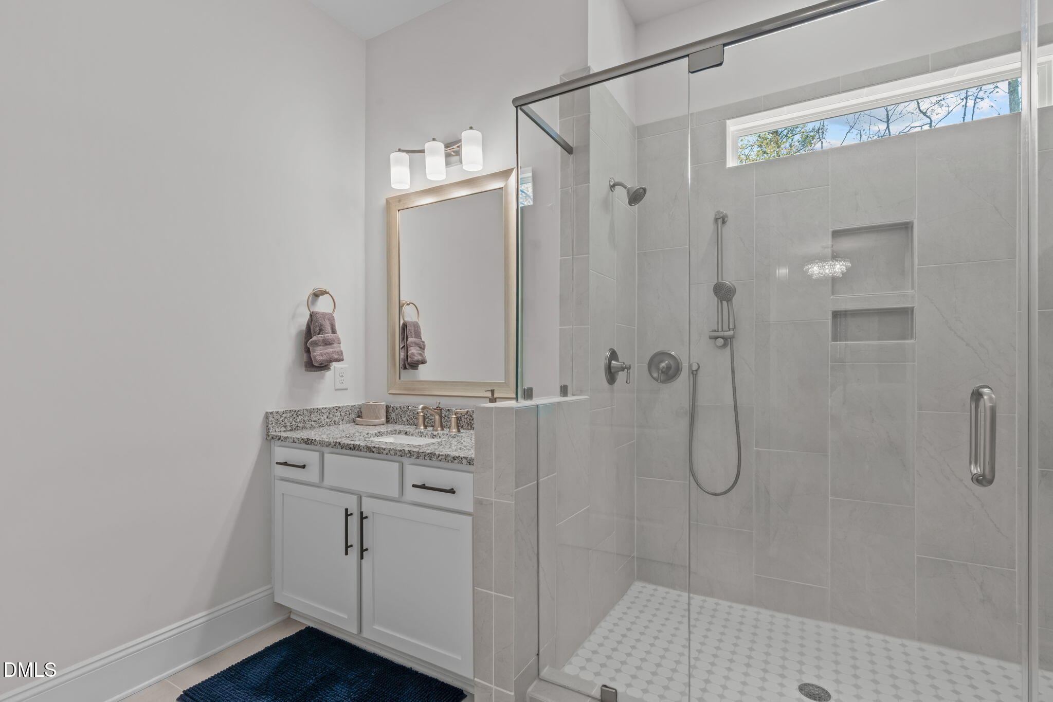 1208 Kings Canyon Court