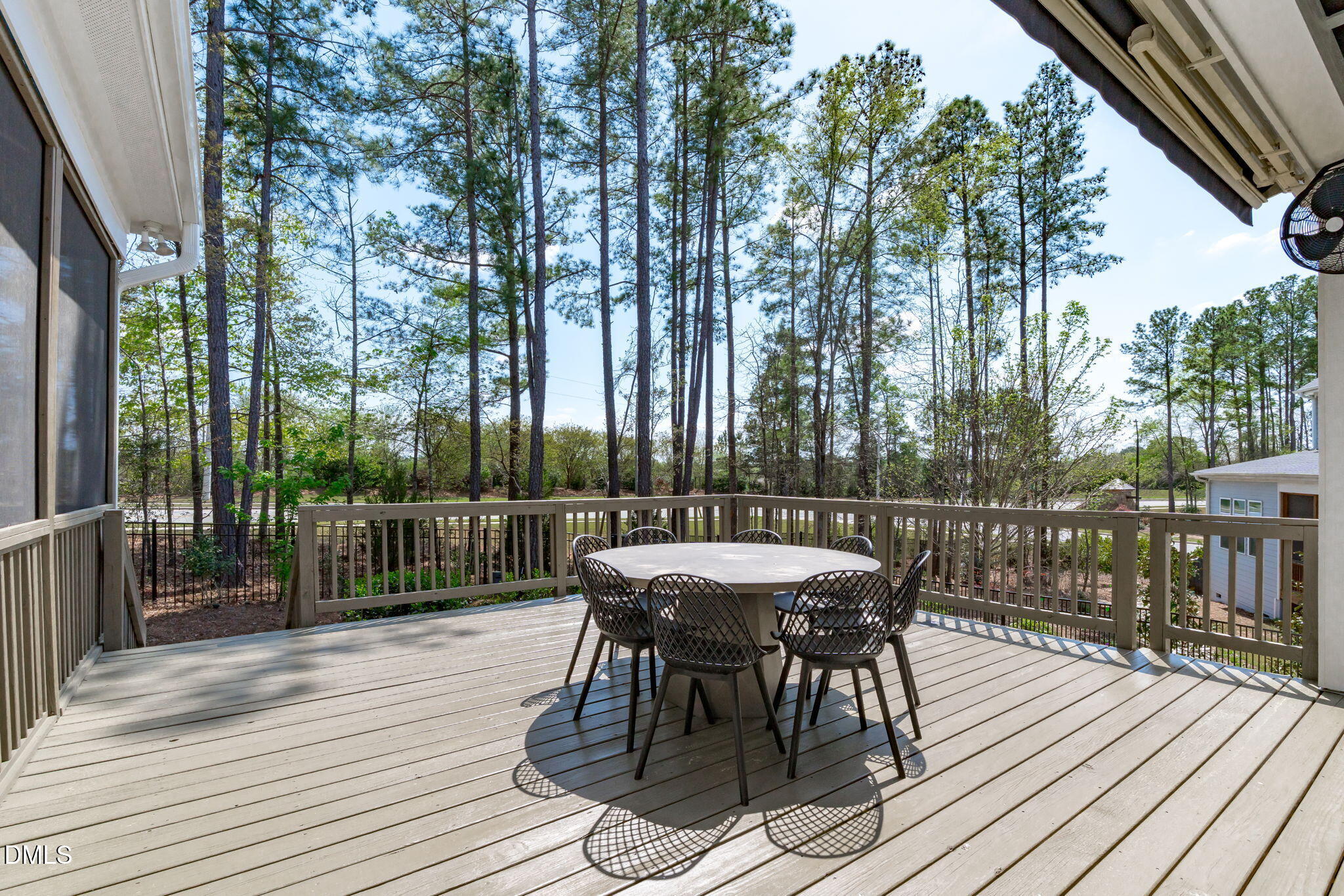 1208 Kings Canyon Court