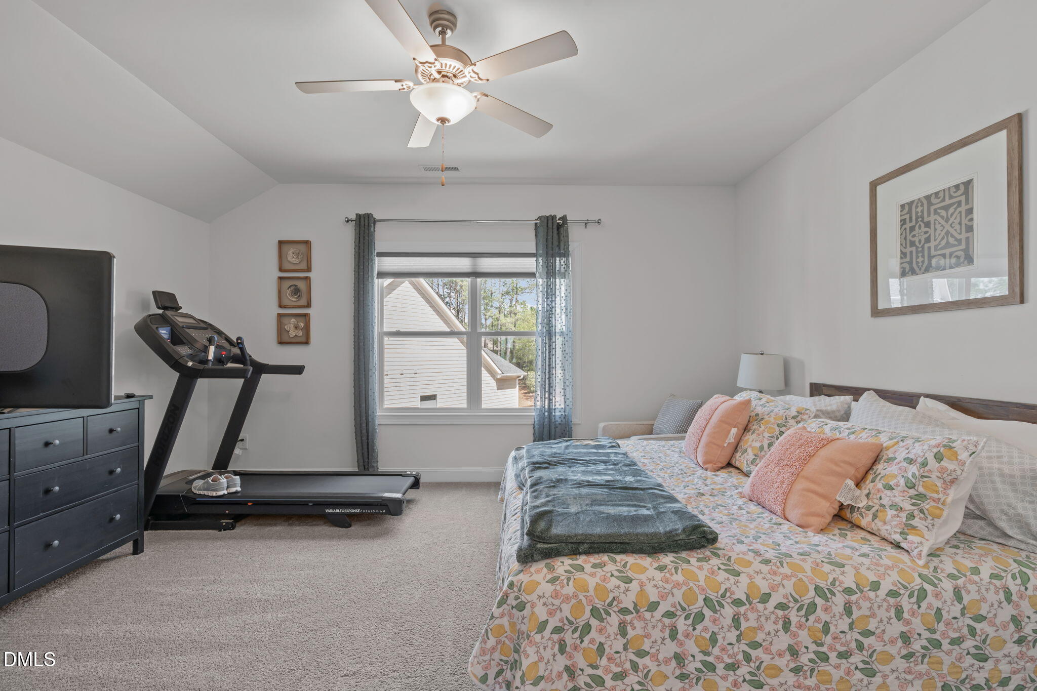 1208 Kings Canyon Court