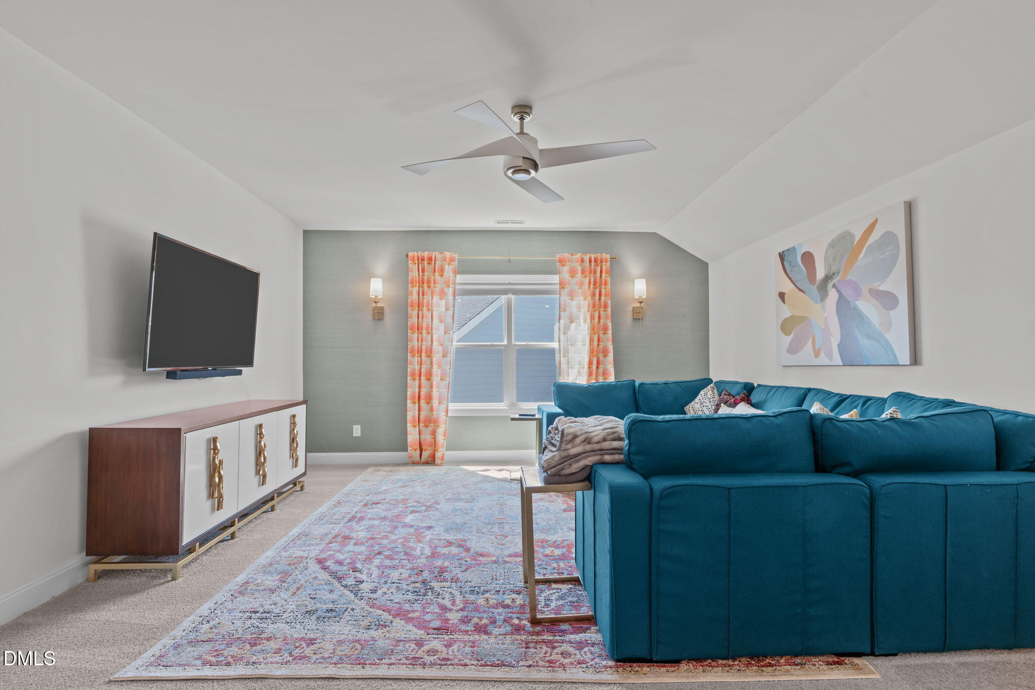 1208 Kings Canyon Court