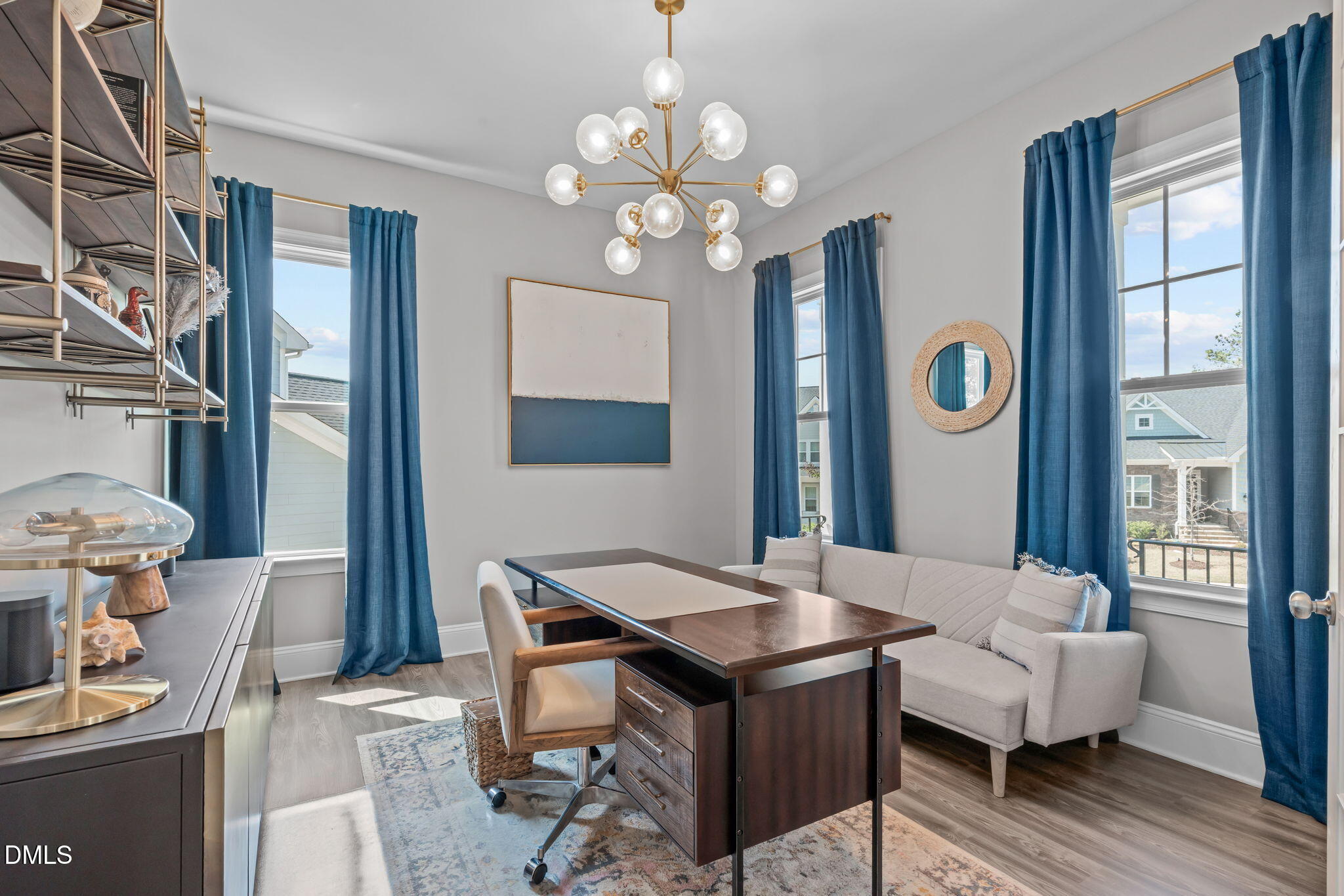 1208 Kings Canyon Court