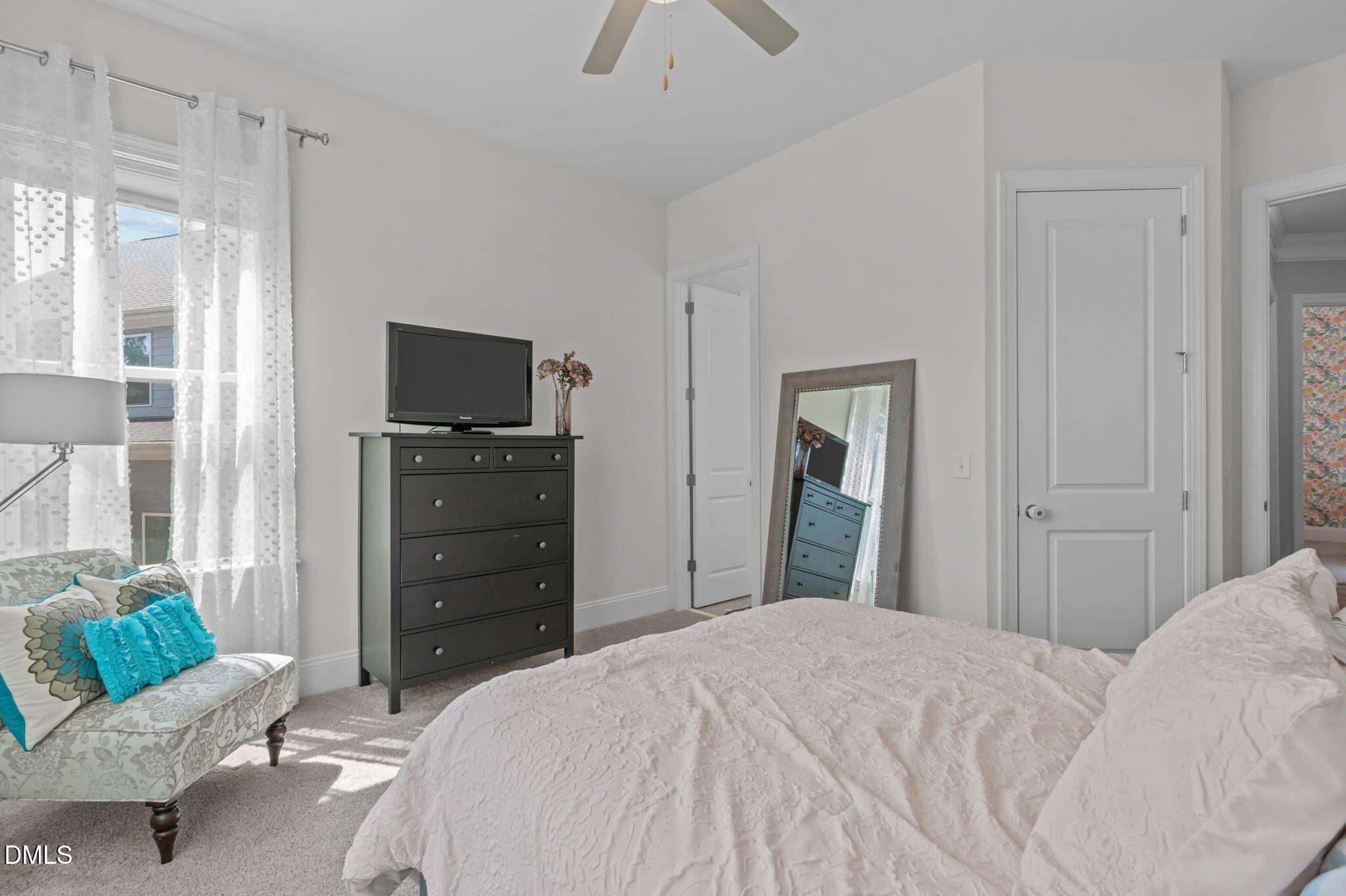 1208 Kings Canyon Court