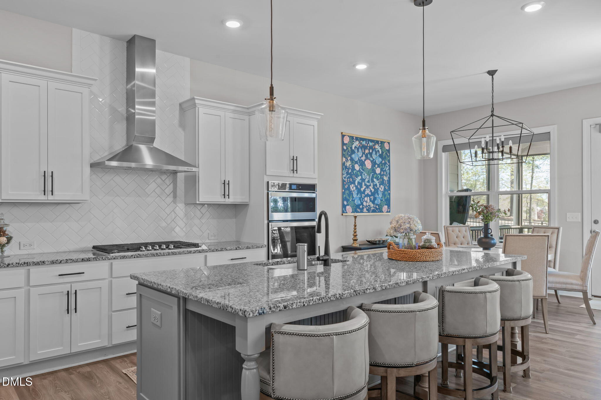 1208 Kings Canyon Court