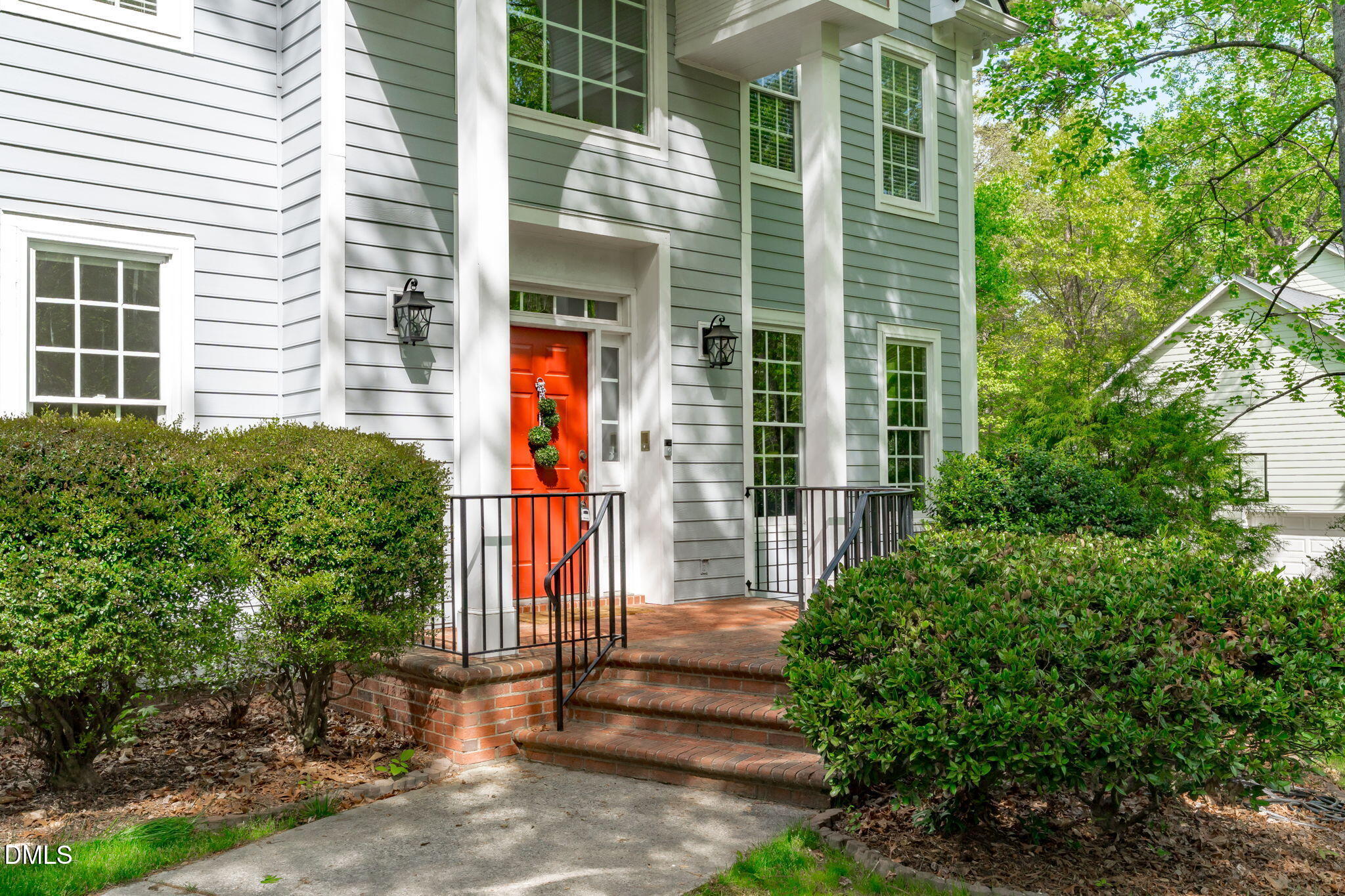 102 Ellsworth Place