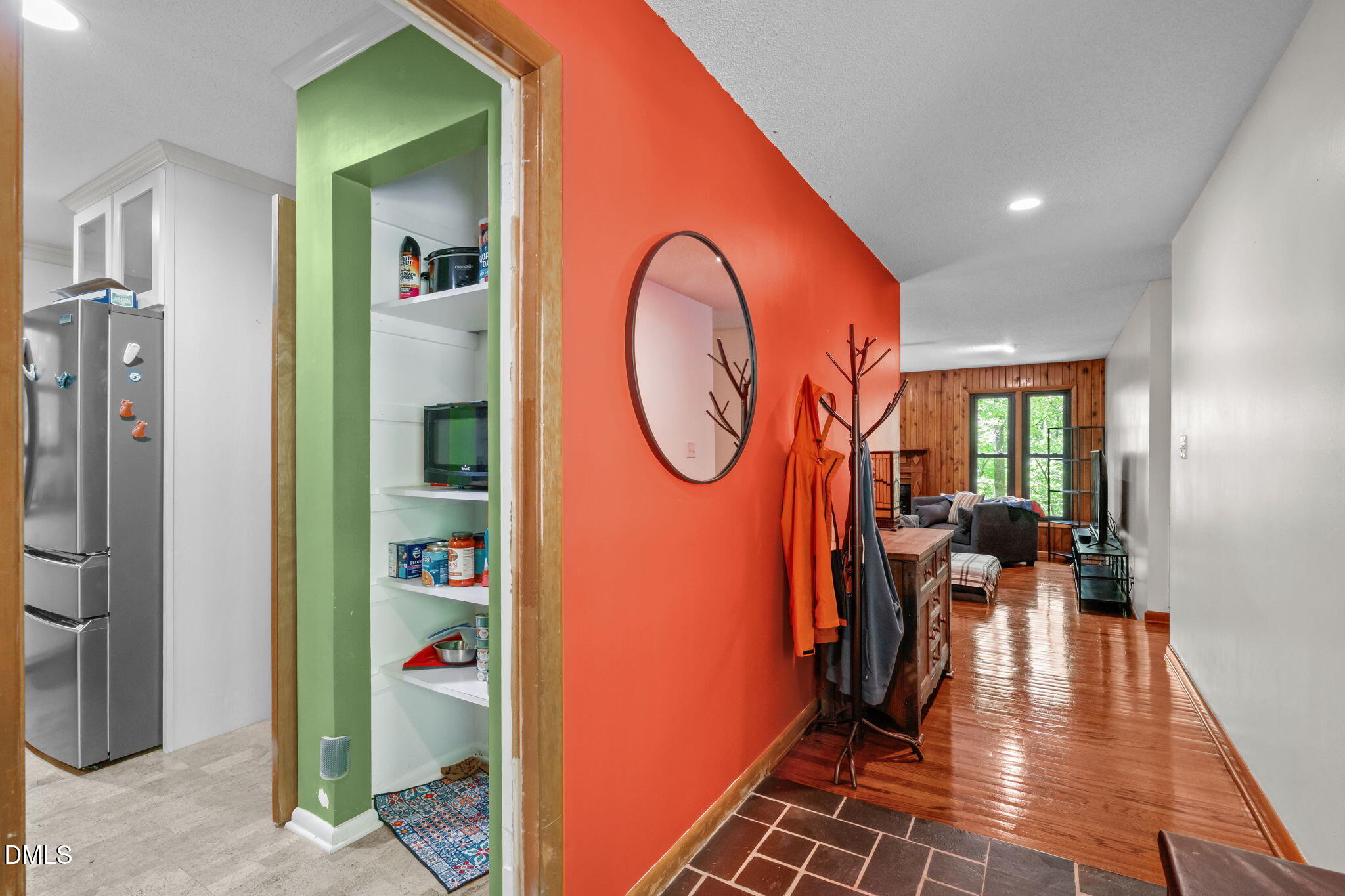 5421 Hideaway Drive