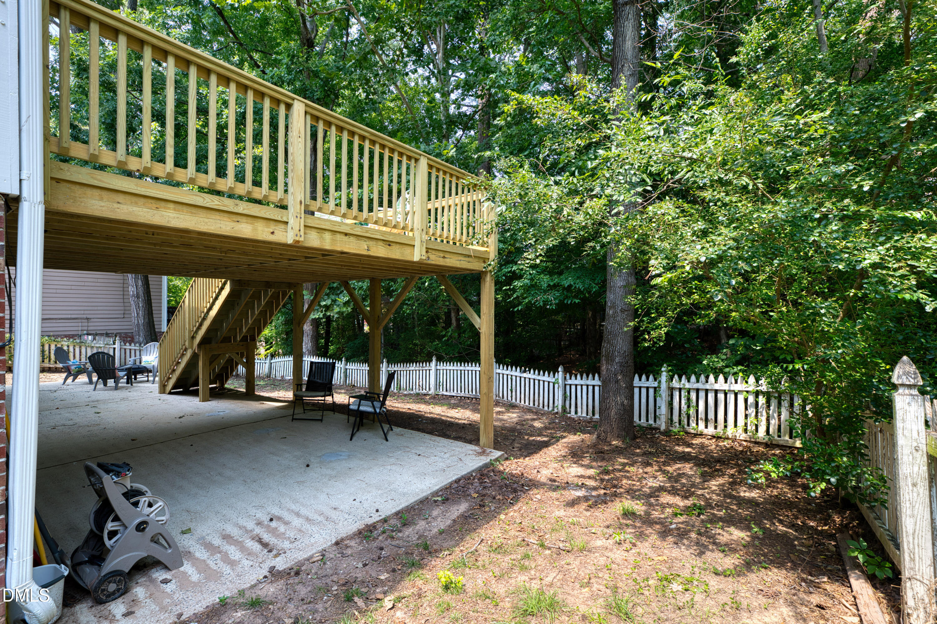 4913 Harwood Court